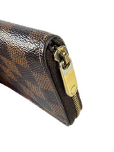 Louis Vuitton damier ebene zippy coin wallet CT3192