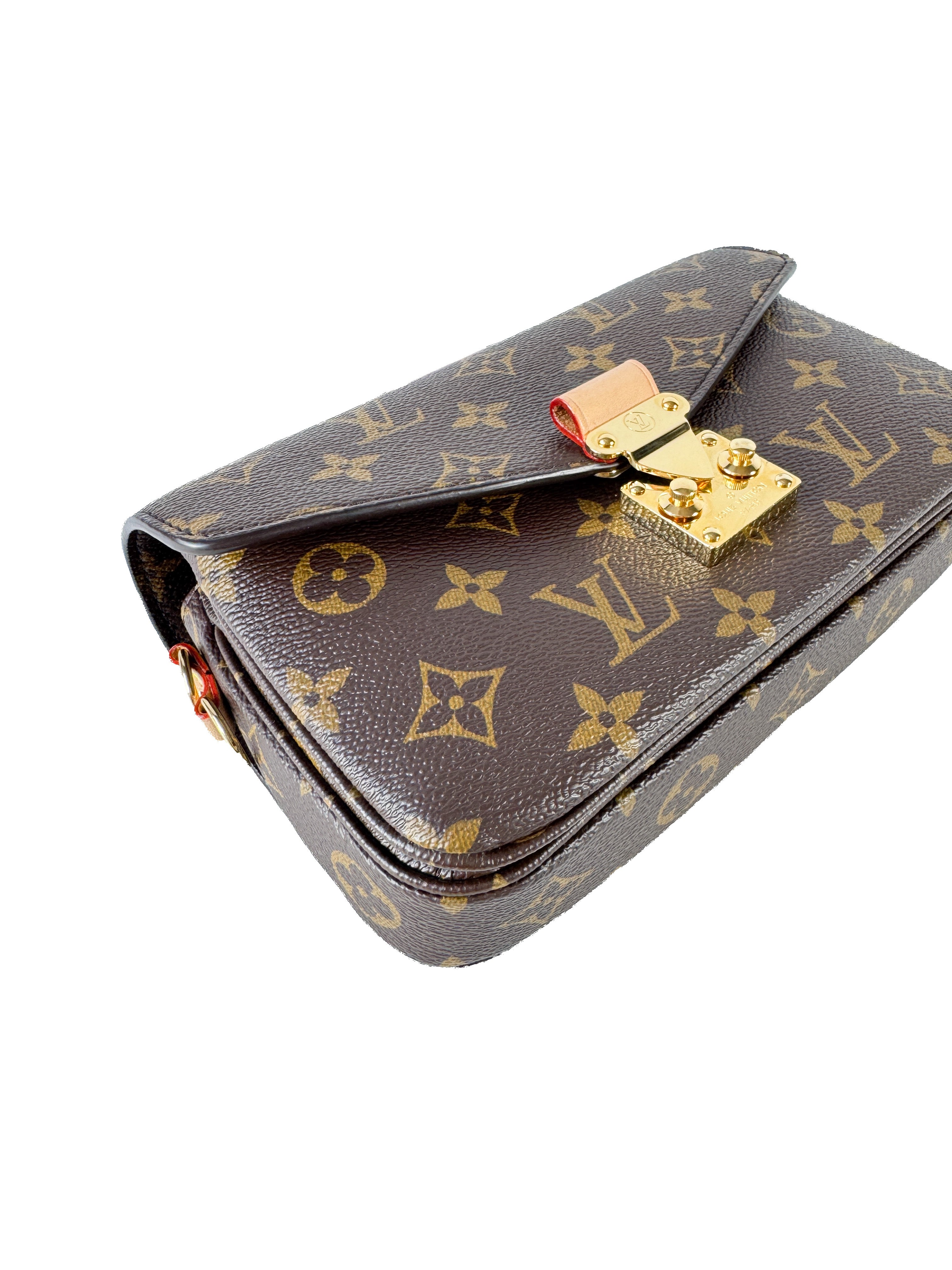 Louis Vuitton monogram pochette metis east west NFC