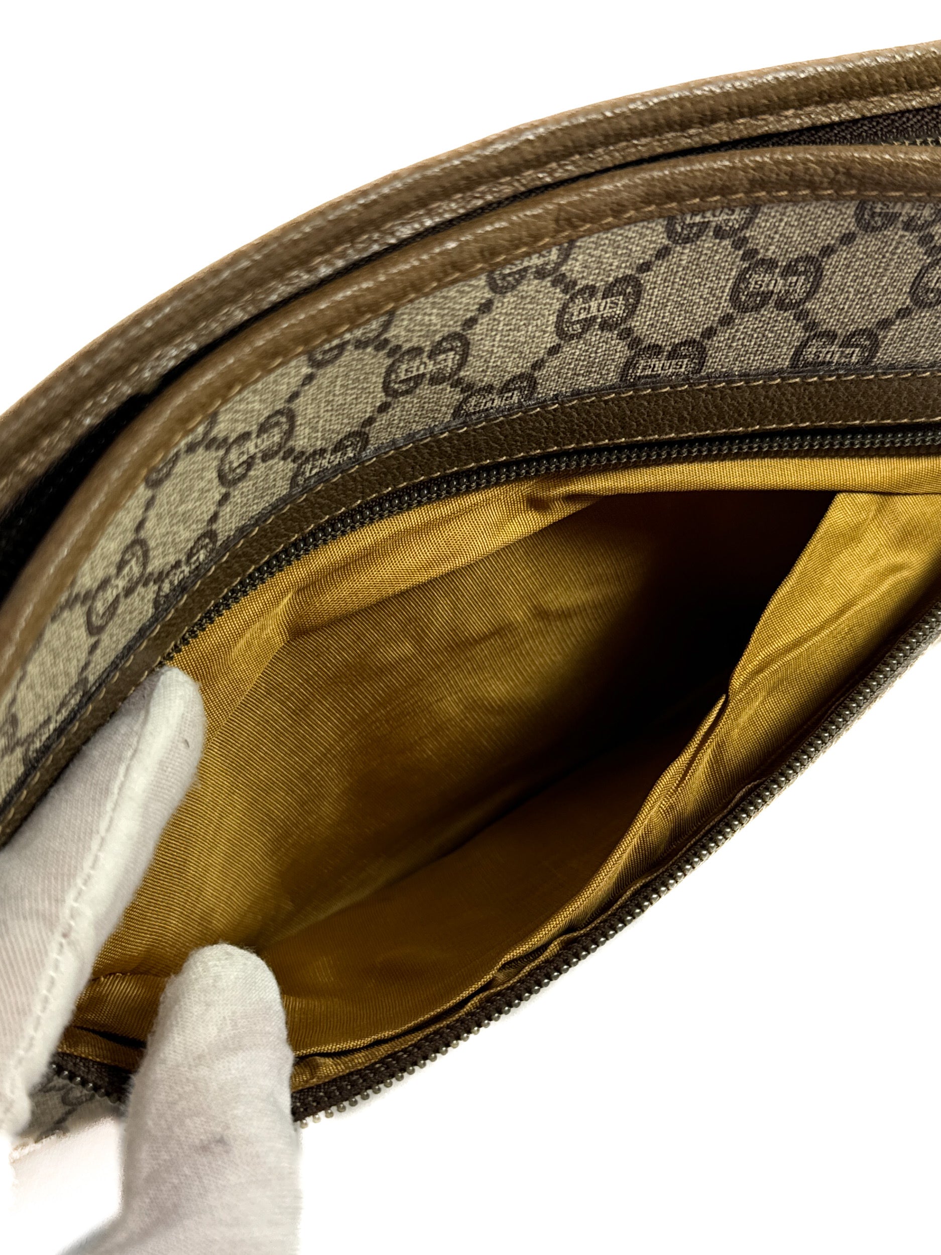 GUCCIプラス Gucci Plus monogram vintage zip pouch/clutch 70s/80s