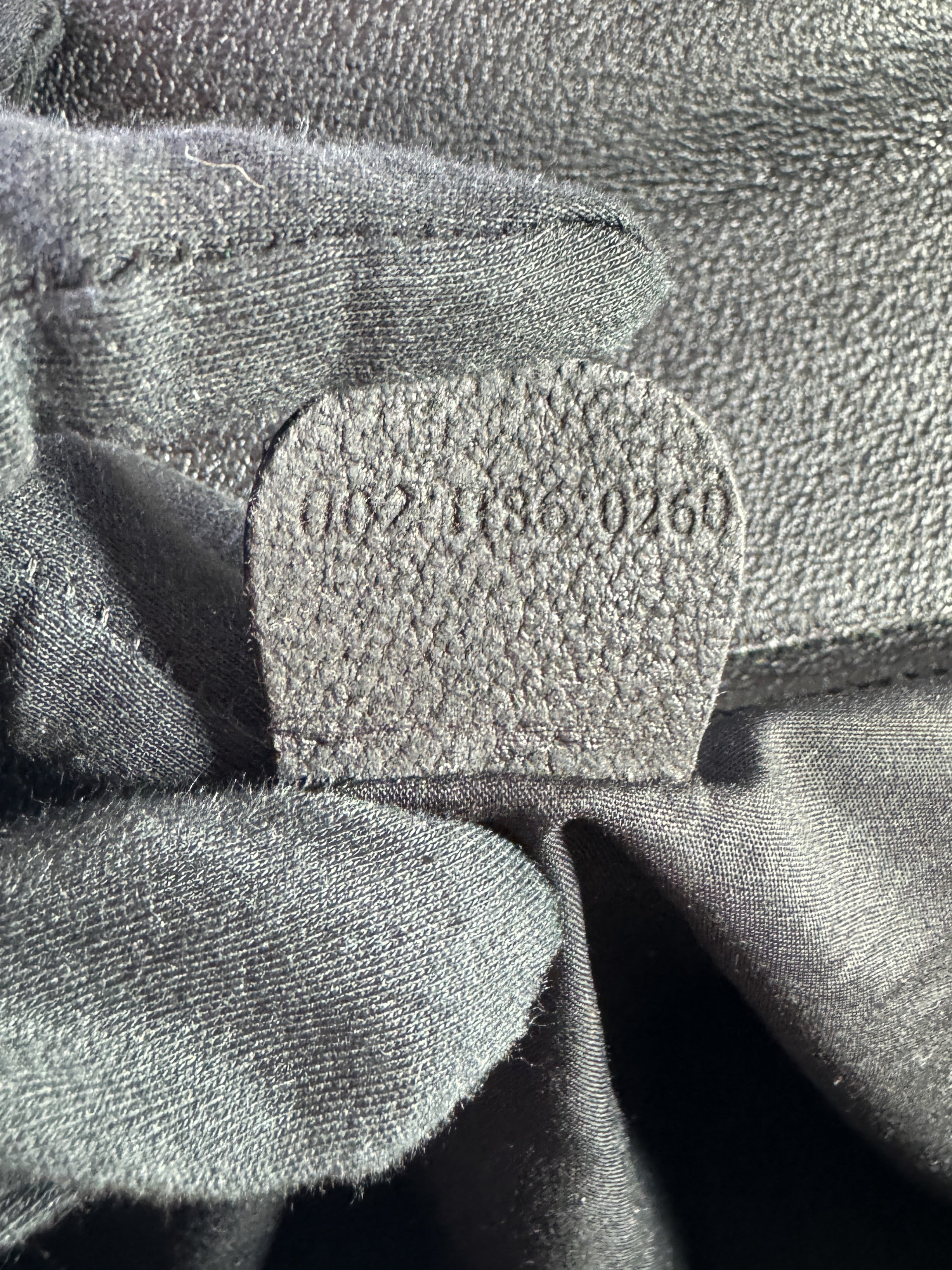 Gucci black leather vintage Diana bamboo tote 002-1186-0260 *as is*