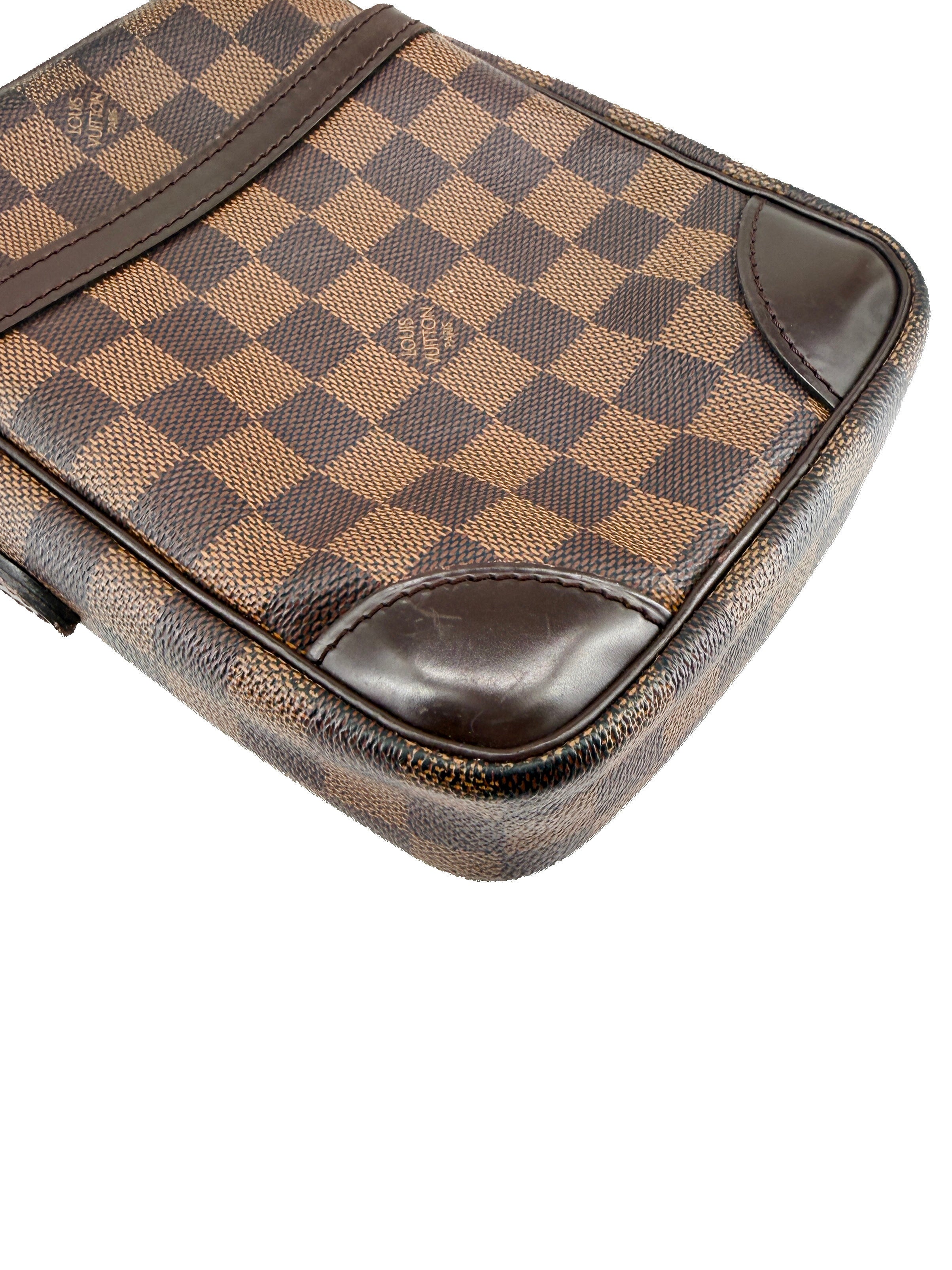 Louis Vuitton damier ebene Danube TH3017