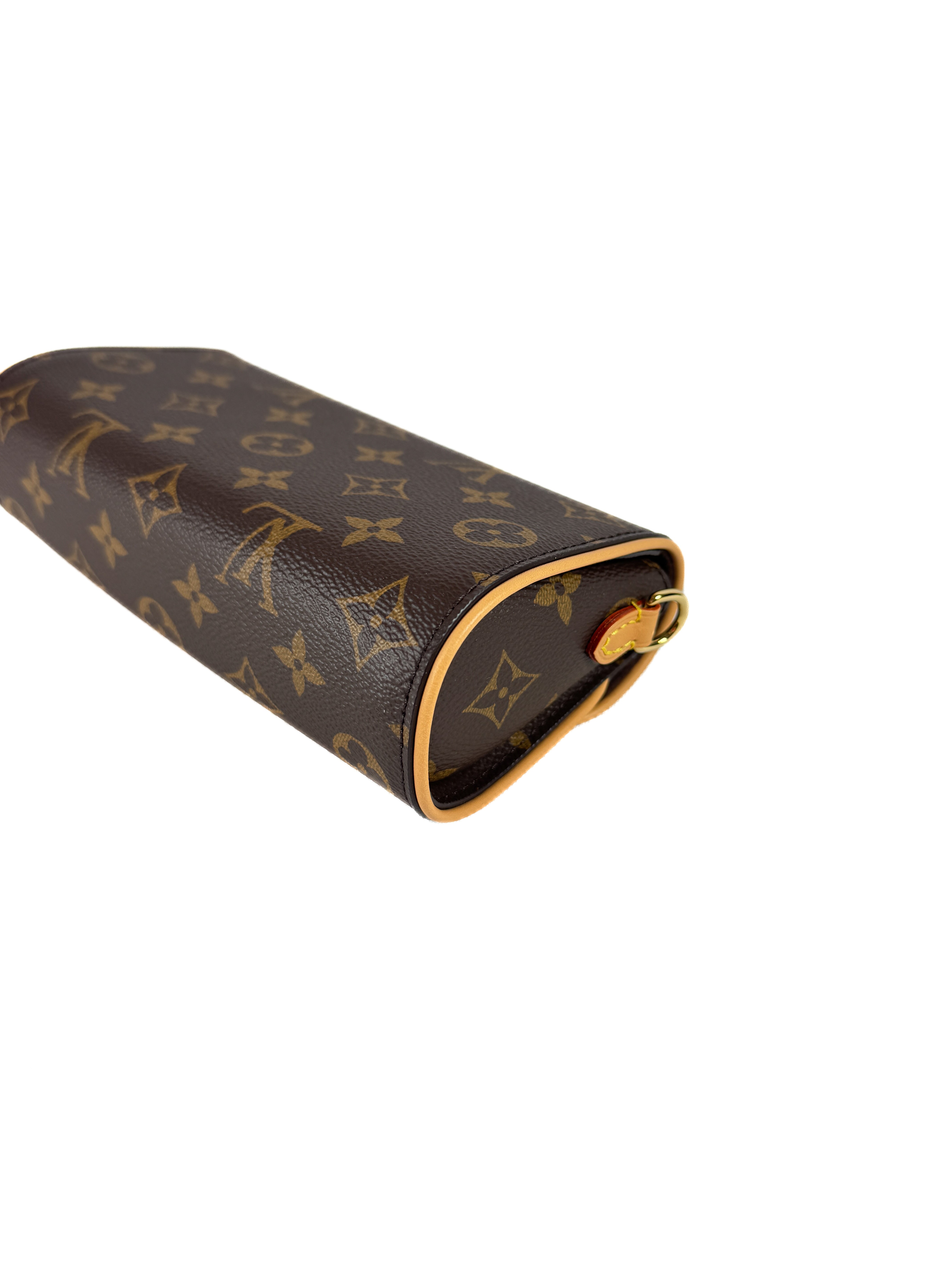 Louis Vuitton monogram pochette Camille NFC