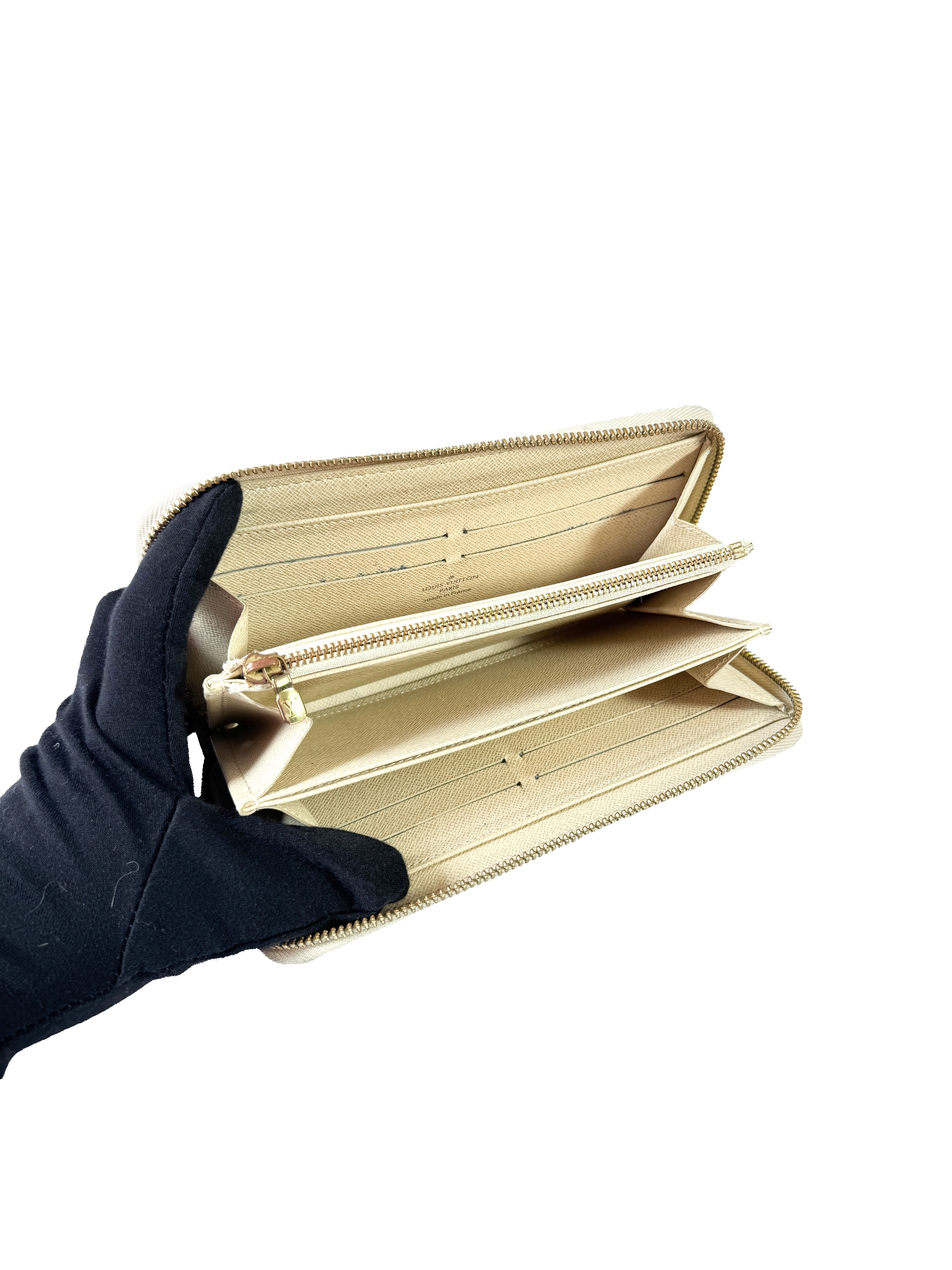 Louis Vuitton damier azur zippy wallet VI4087