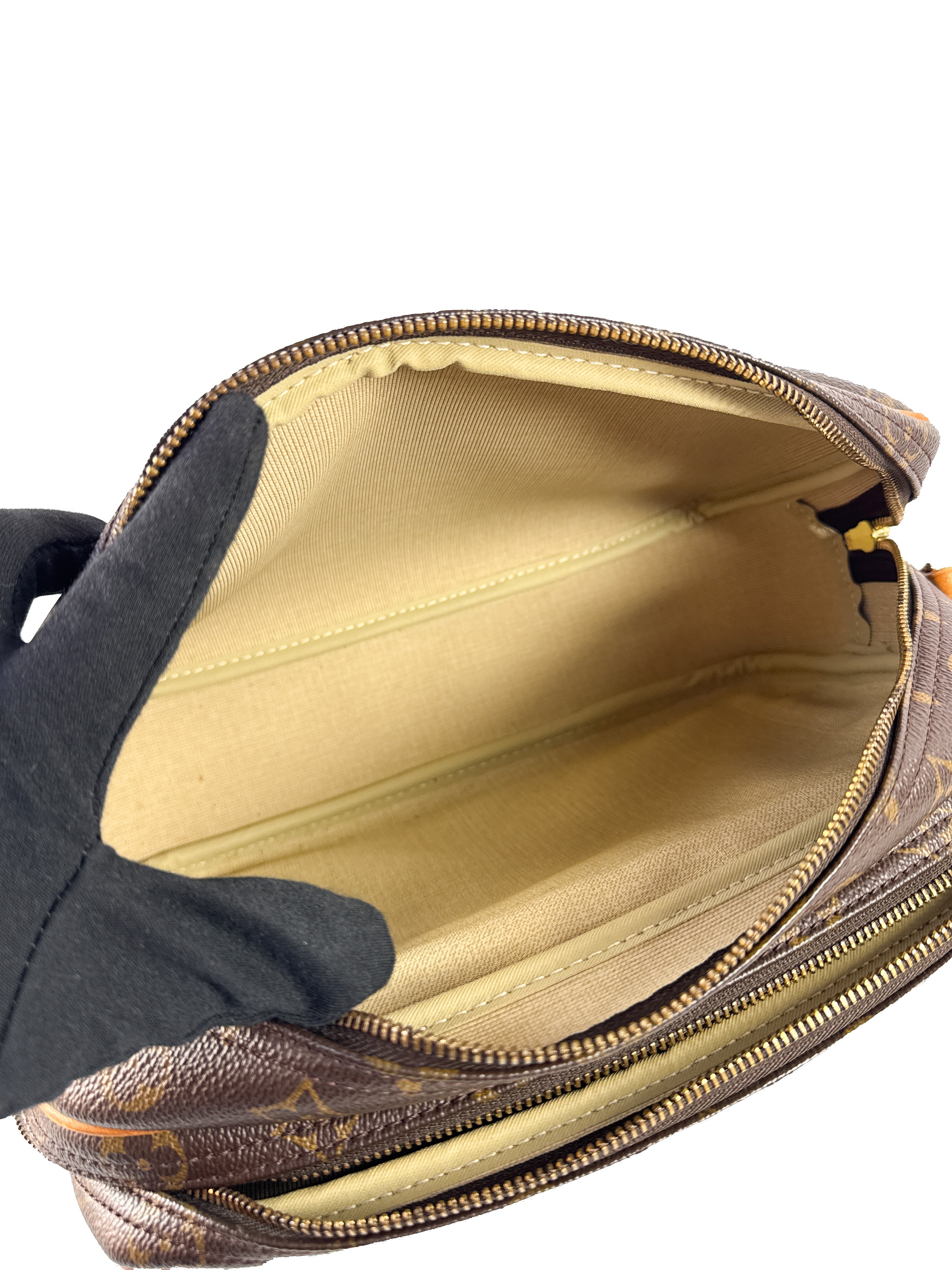 Louis Vuitton monogram reporter PM SP0919