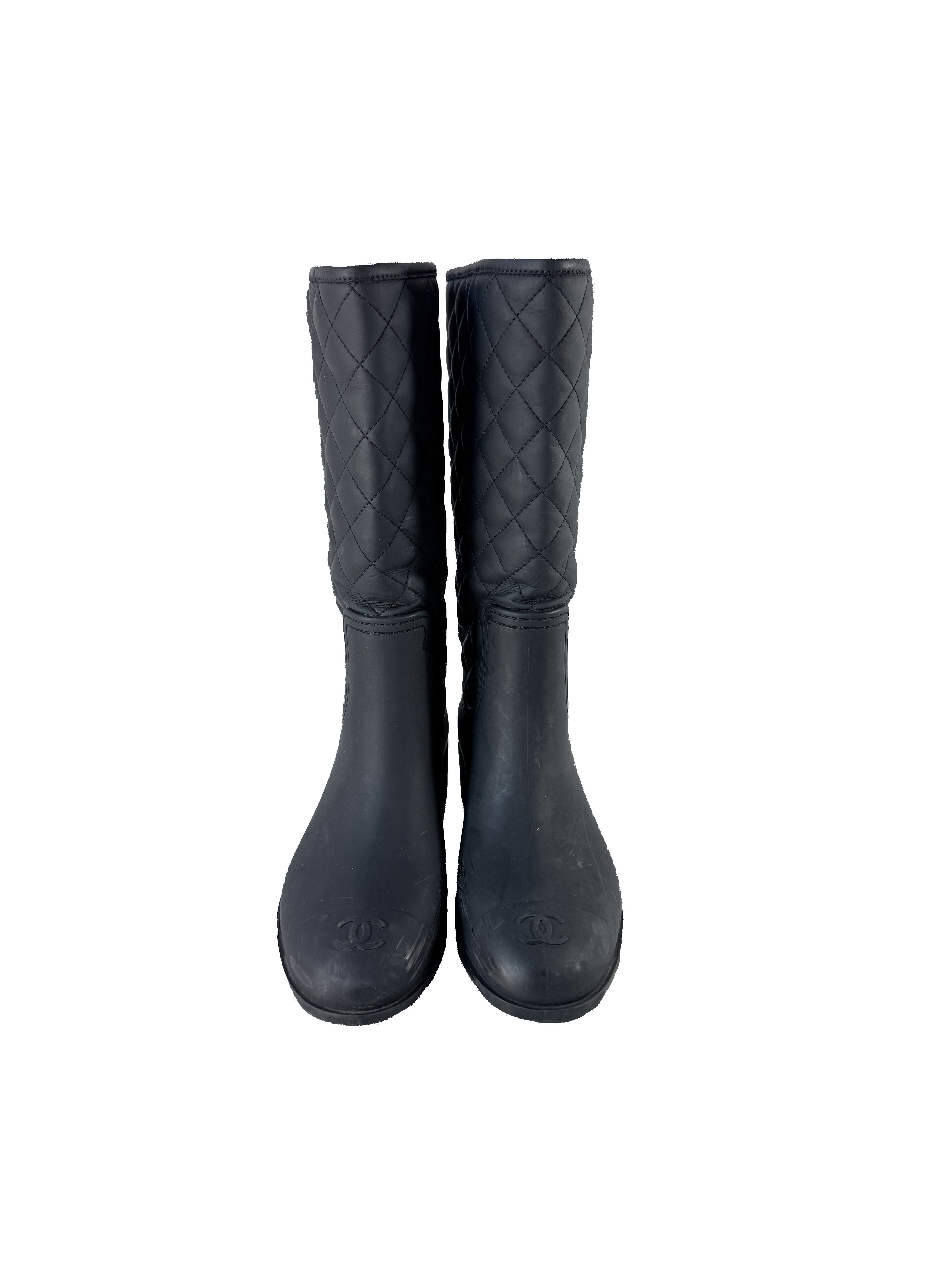 Chanel black quilted rain boots size 39 *as is*