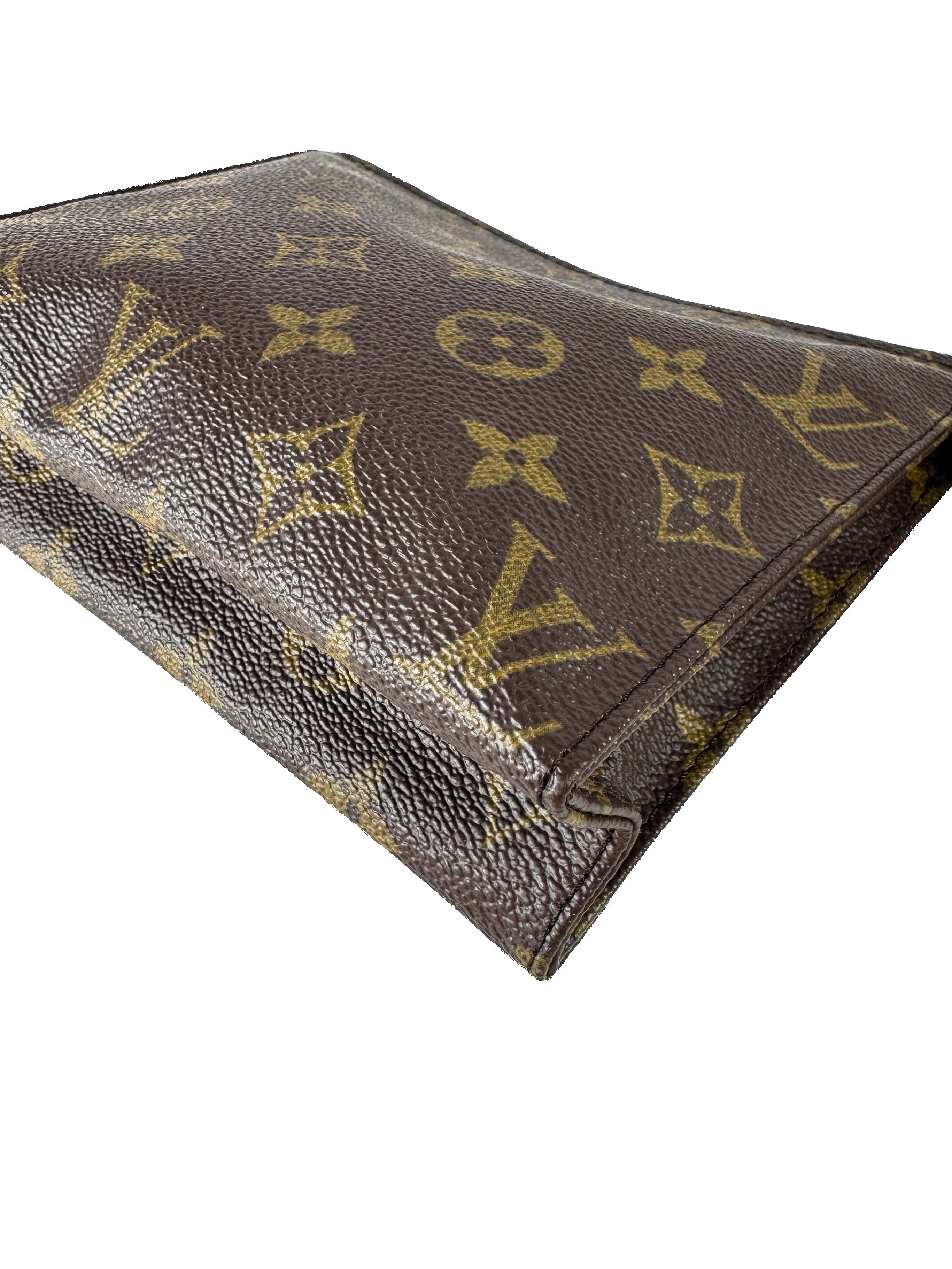Louis Vuitton monogram vintage Toiletry Pouch 19 864 TH