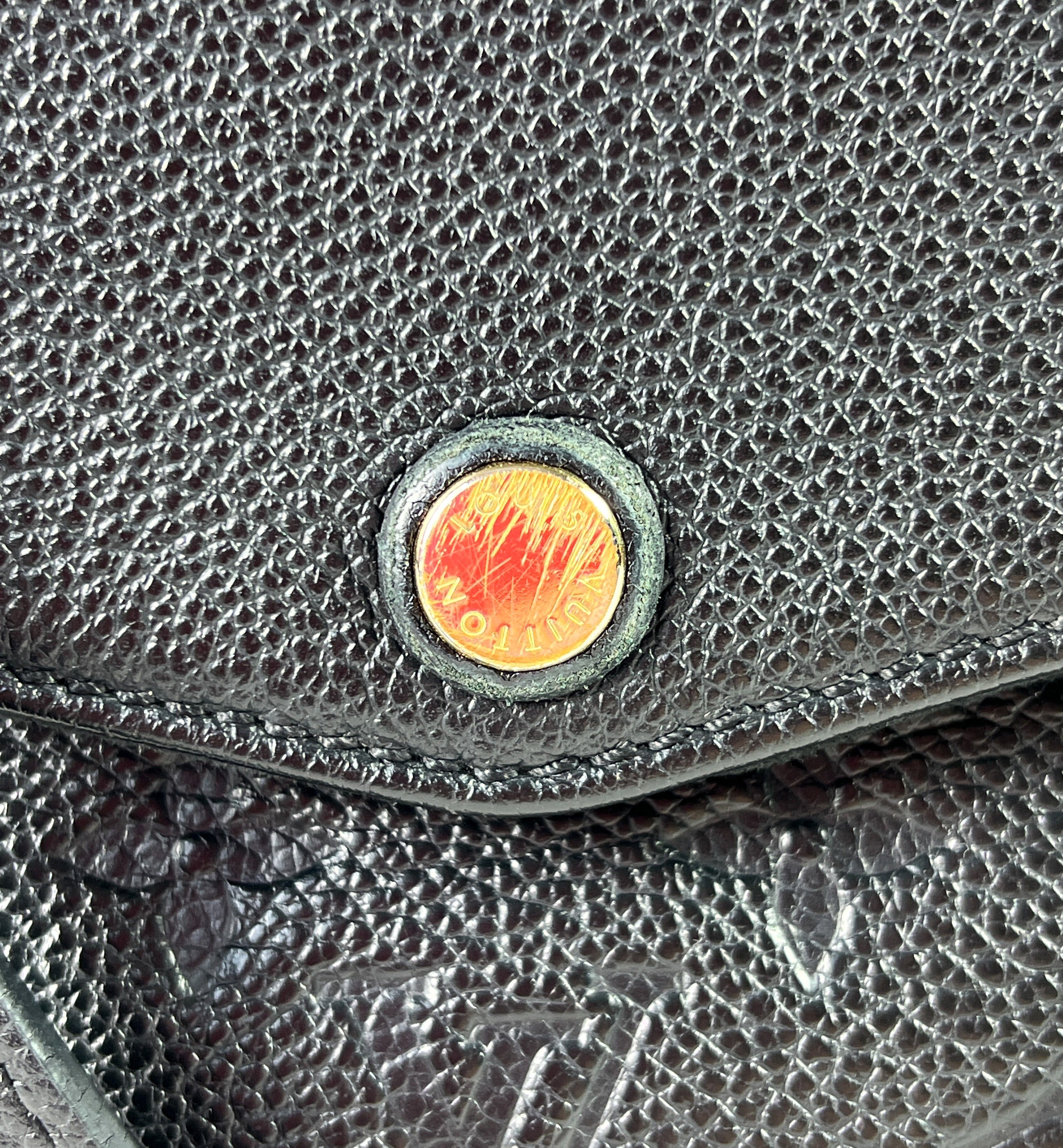 Louis Vuitton black Empreinte leather twice crossbody