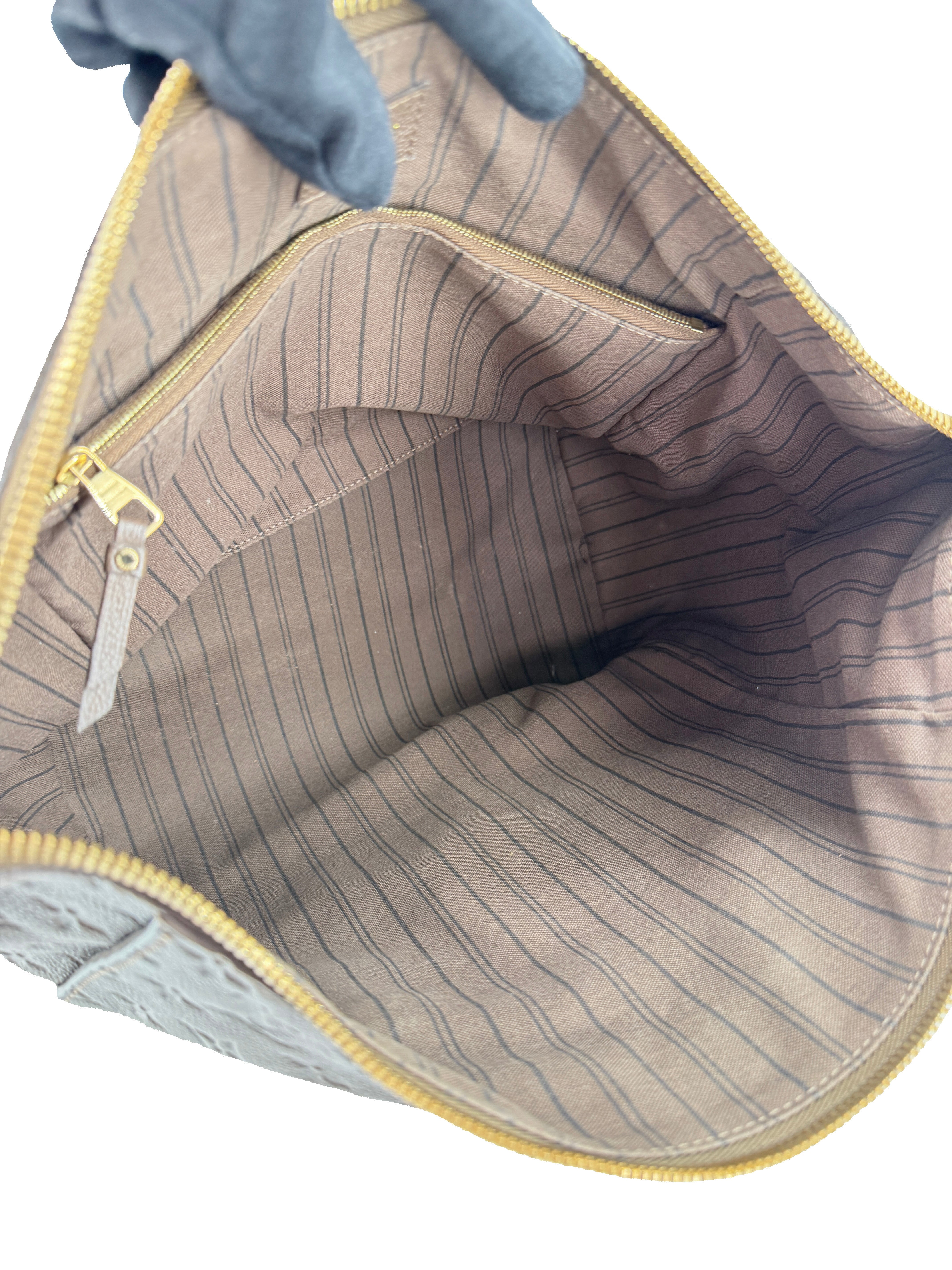 Louis Vuitton taupe Lumineuse PM TR4111