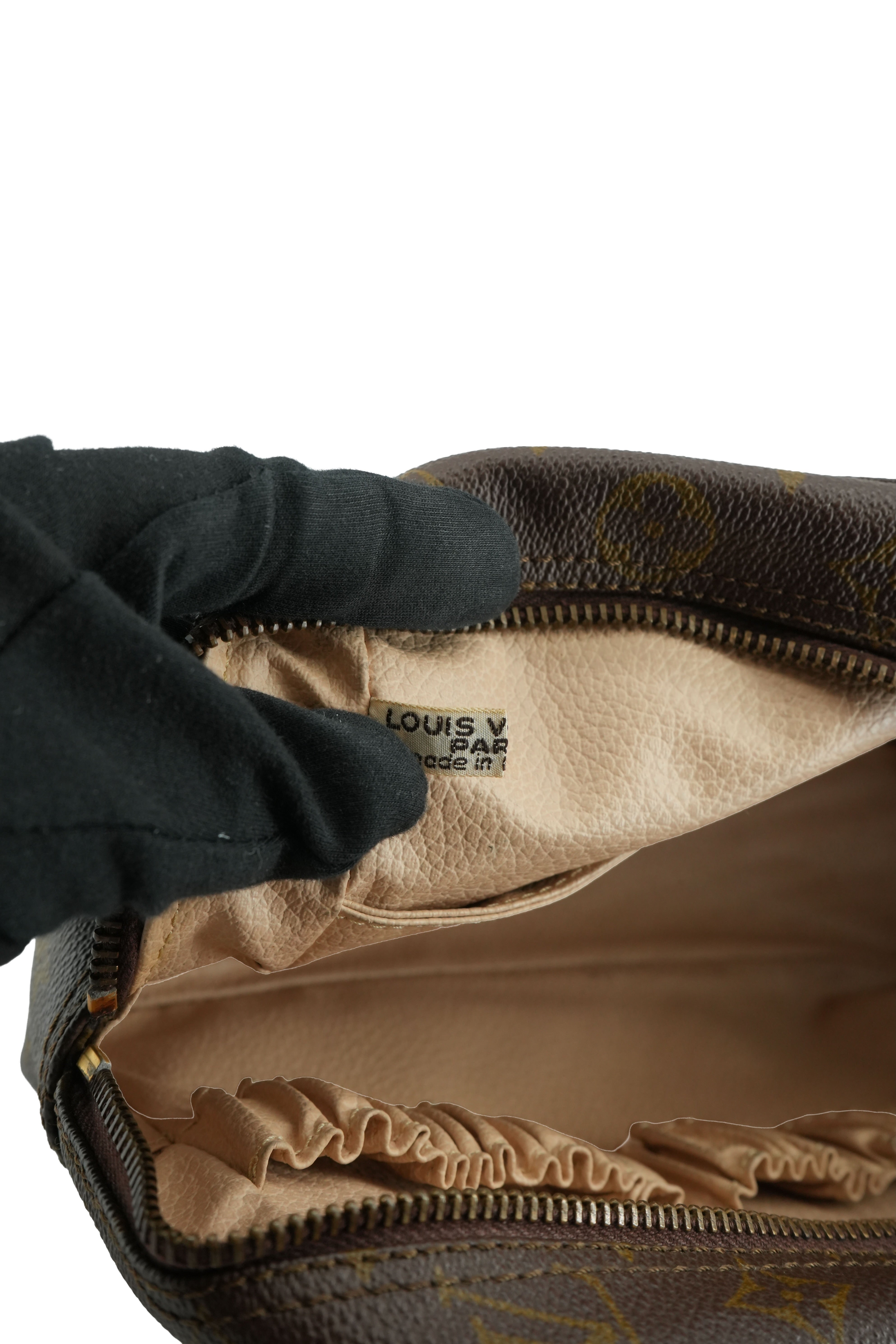 Louis Vuitton monogram Trousse Toiletry pouch