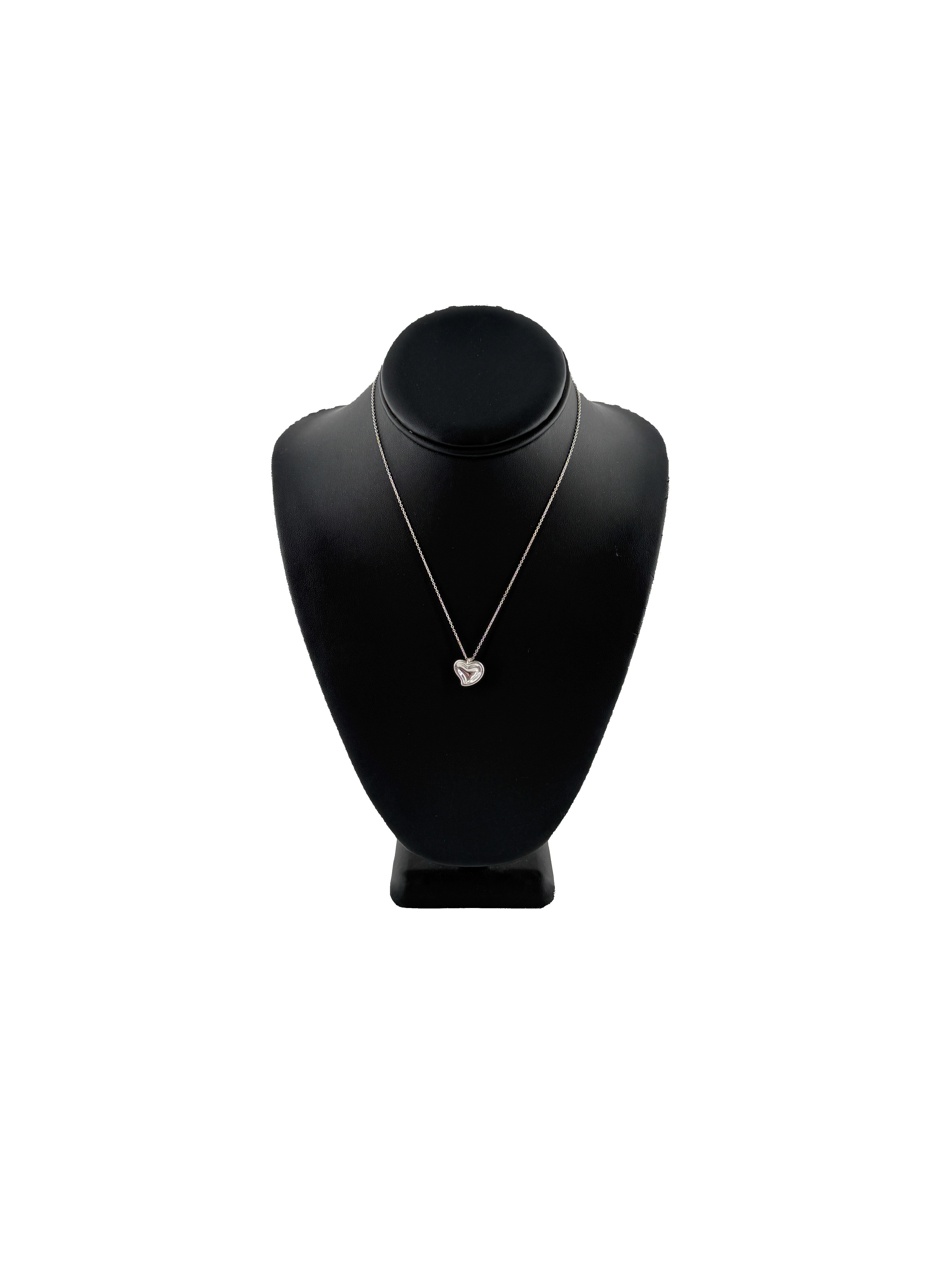 Tiffany & Co Elsa Peretti 1980 sterling silver full heart necklace