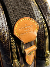 Louis Vuitton monogram reporter PM SP0999