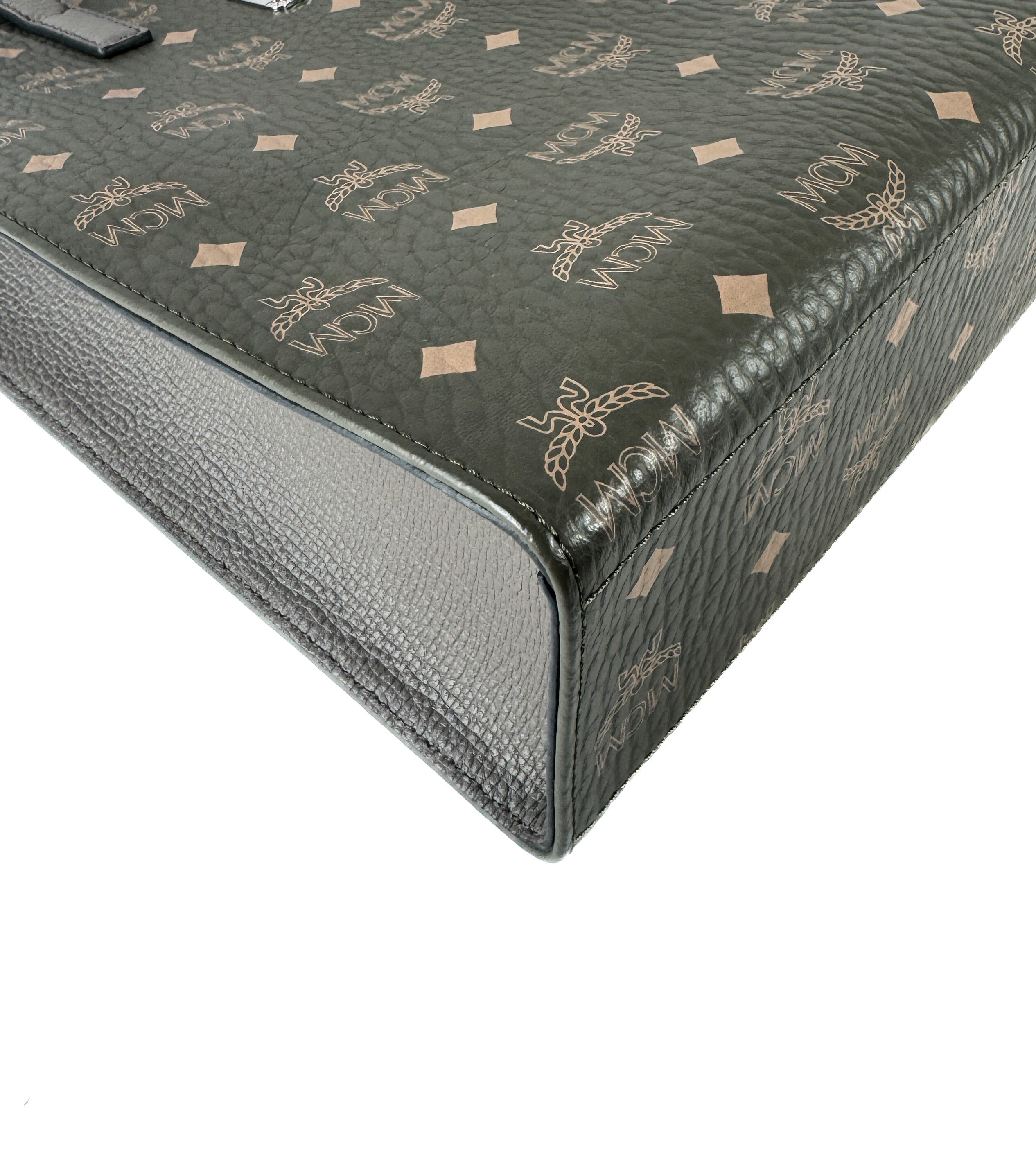 MCM olive small Visetos Aren tote NWT 10752204