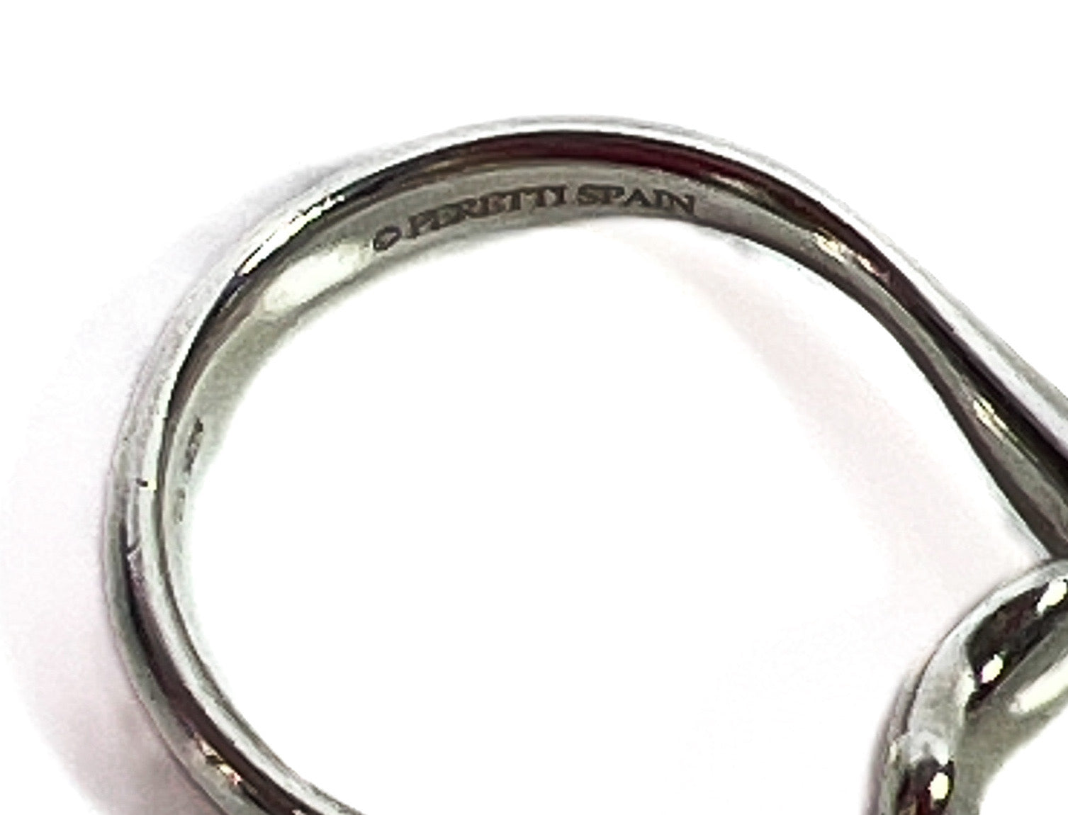 Tiffany & Co Elsa Peretti bean ring size 5.25