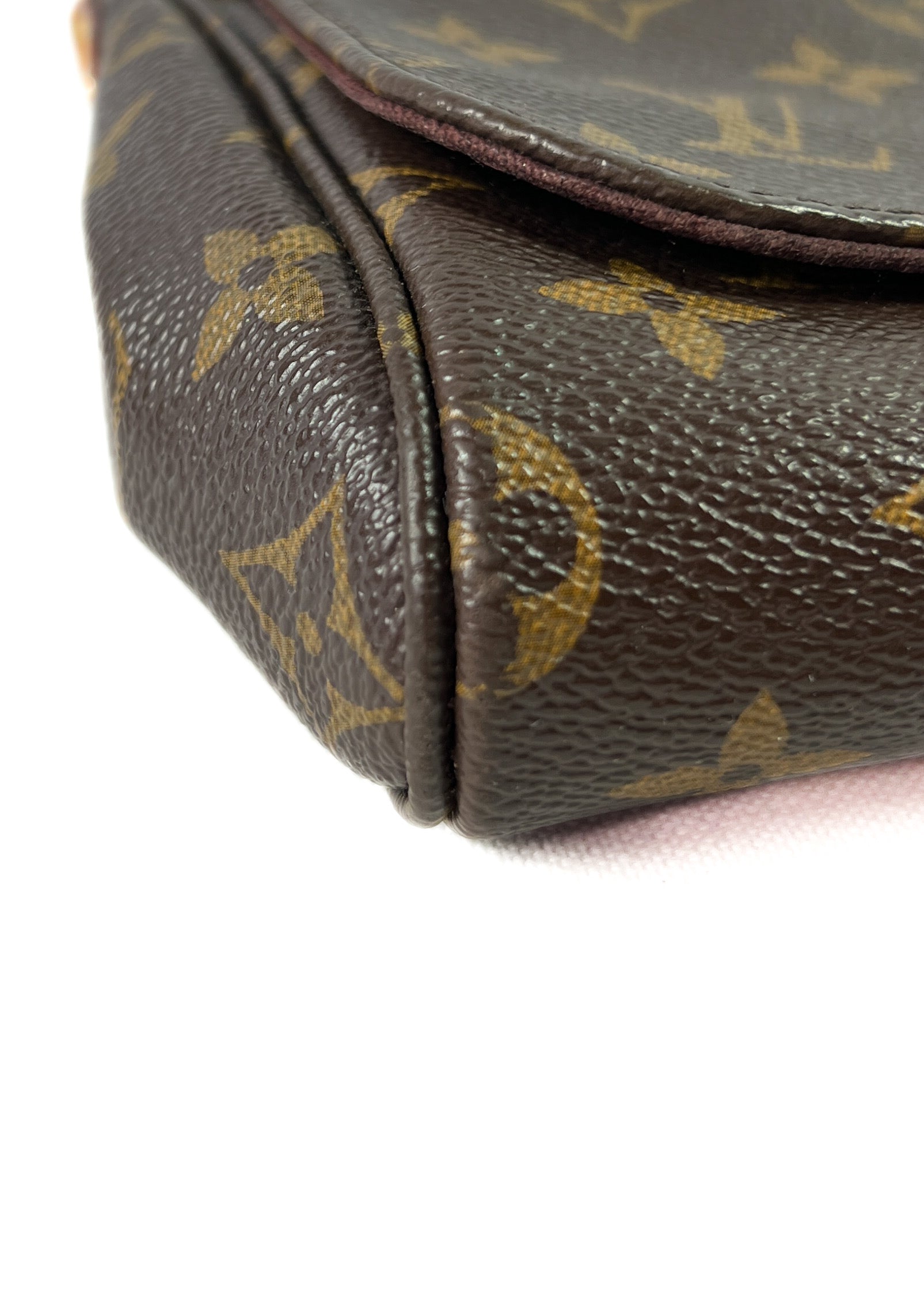 Louis Vuitton monogram favorite MM 2015