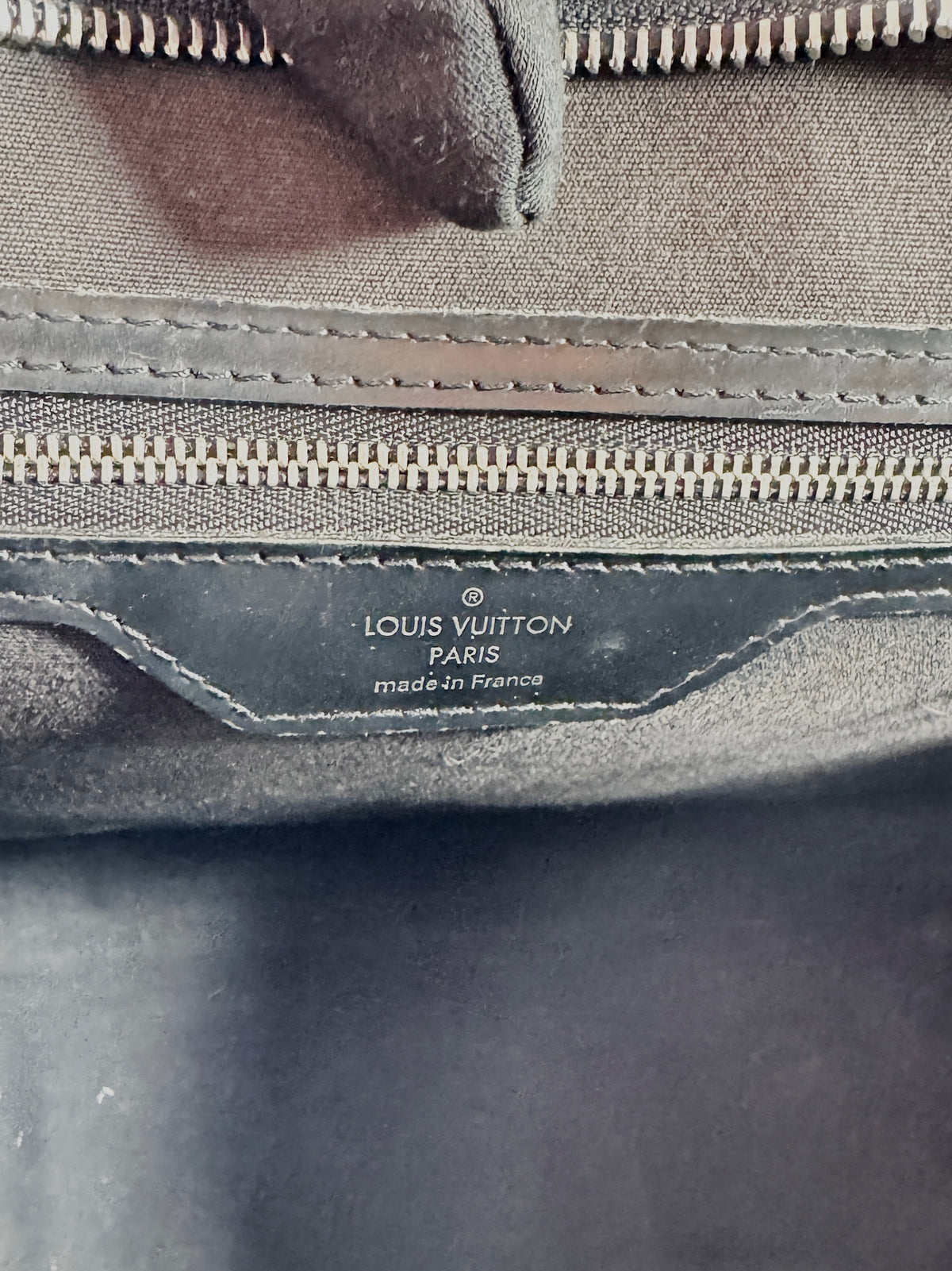 Louis Vuitton black Epi leather Brea SR3180