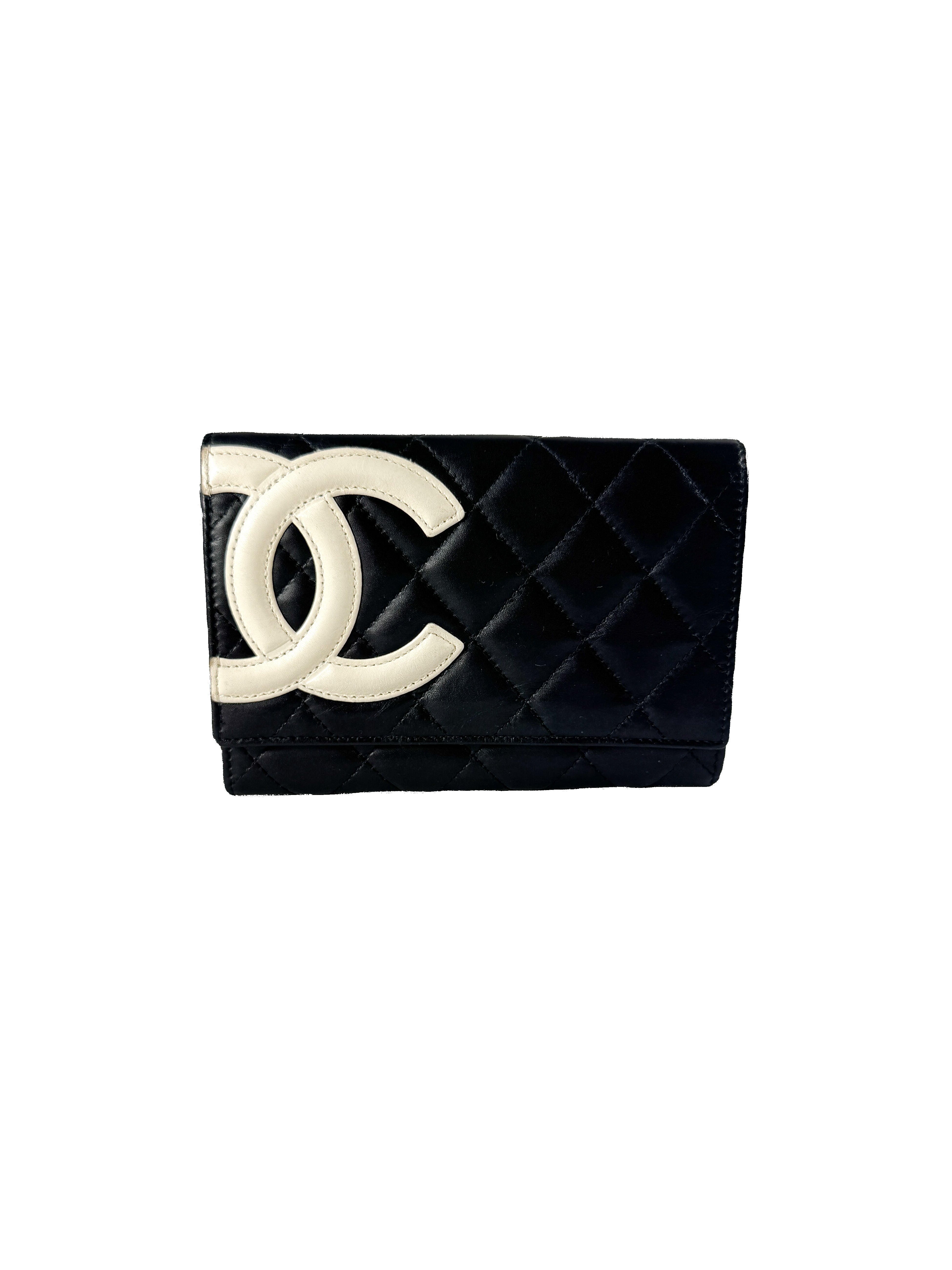 Chanel black/white quilted Cambon flap wallet 11434234