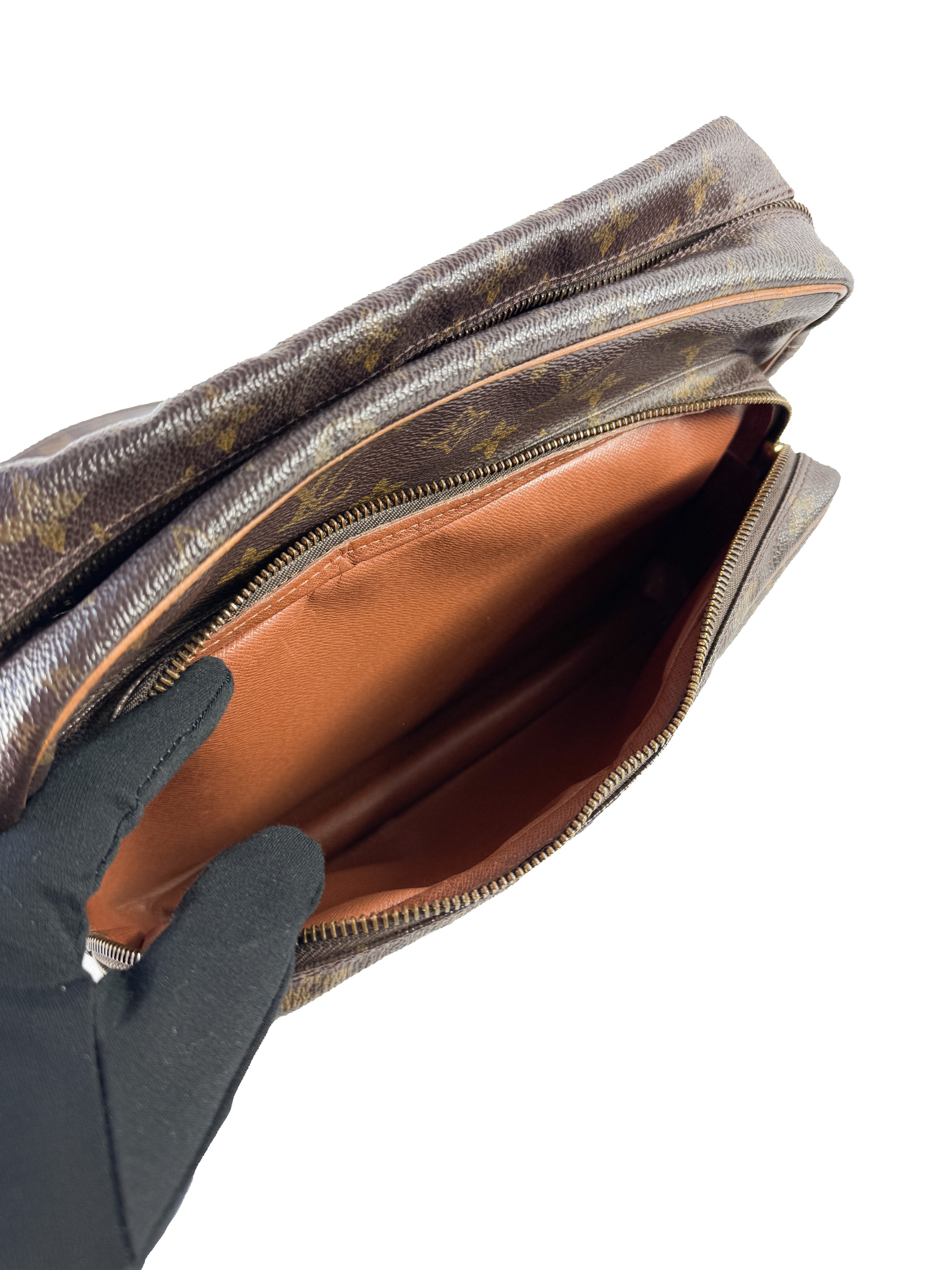 Louis Vuitton monogram Nile crossbody TH8905