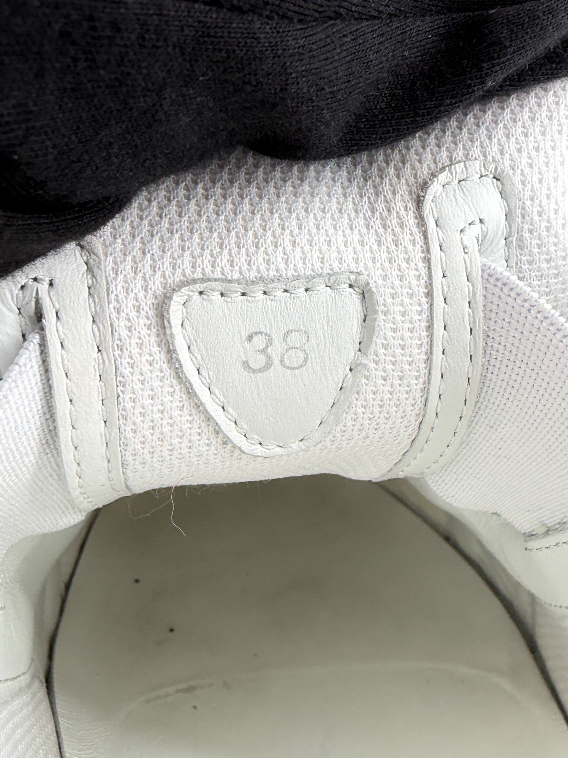 Christian Louboutin denim FAV sneakers size 38 BOX