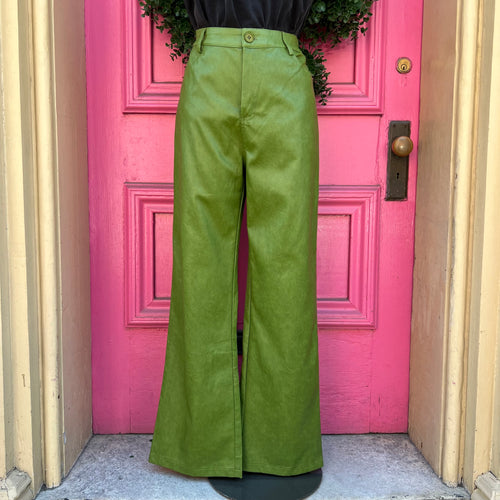 Lane 201 green faux leather pants size L