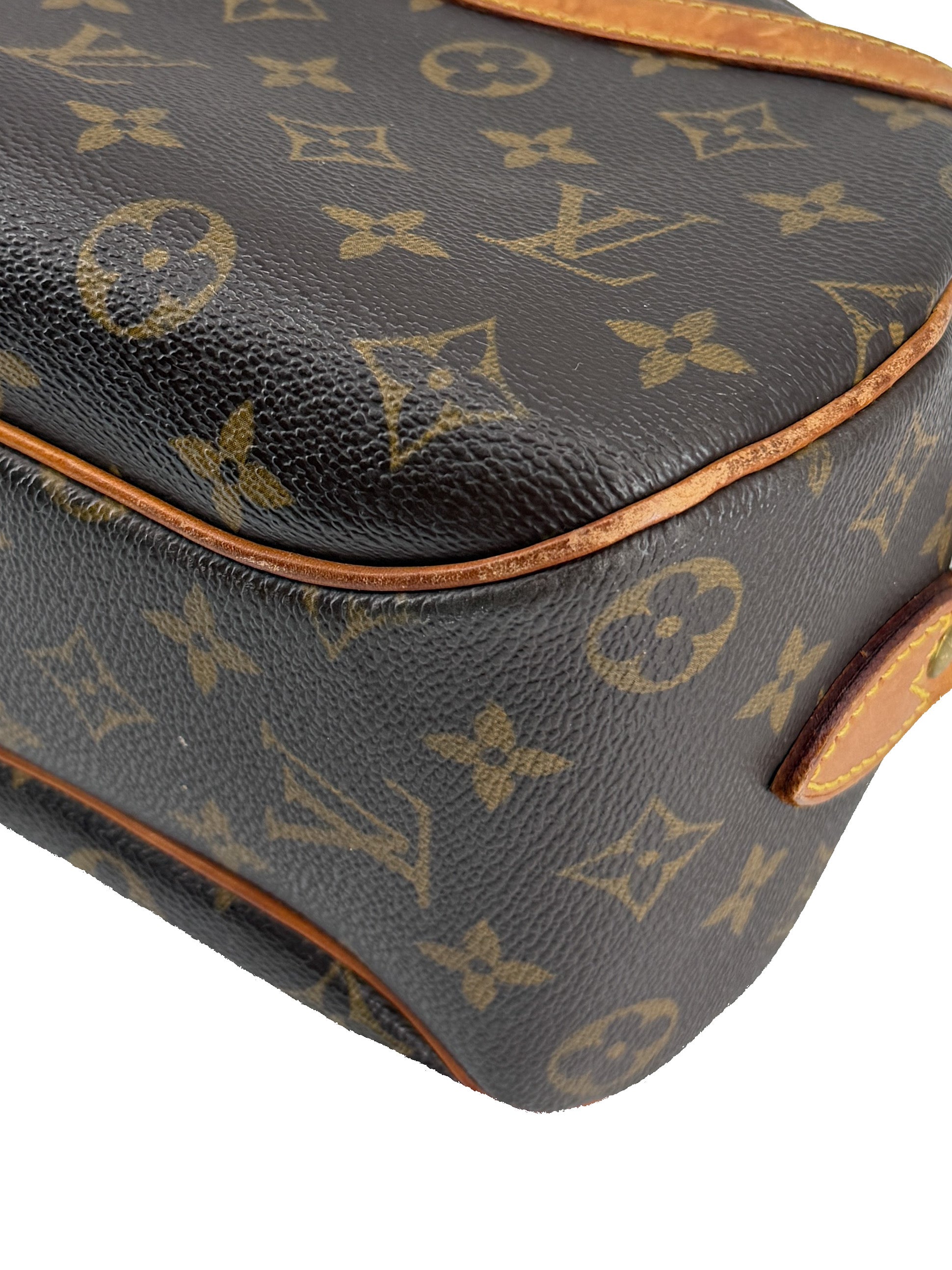 Louis Vuitton monogram Blois BA0043