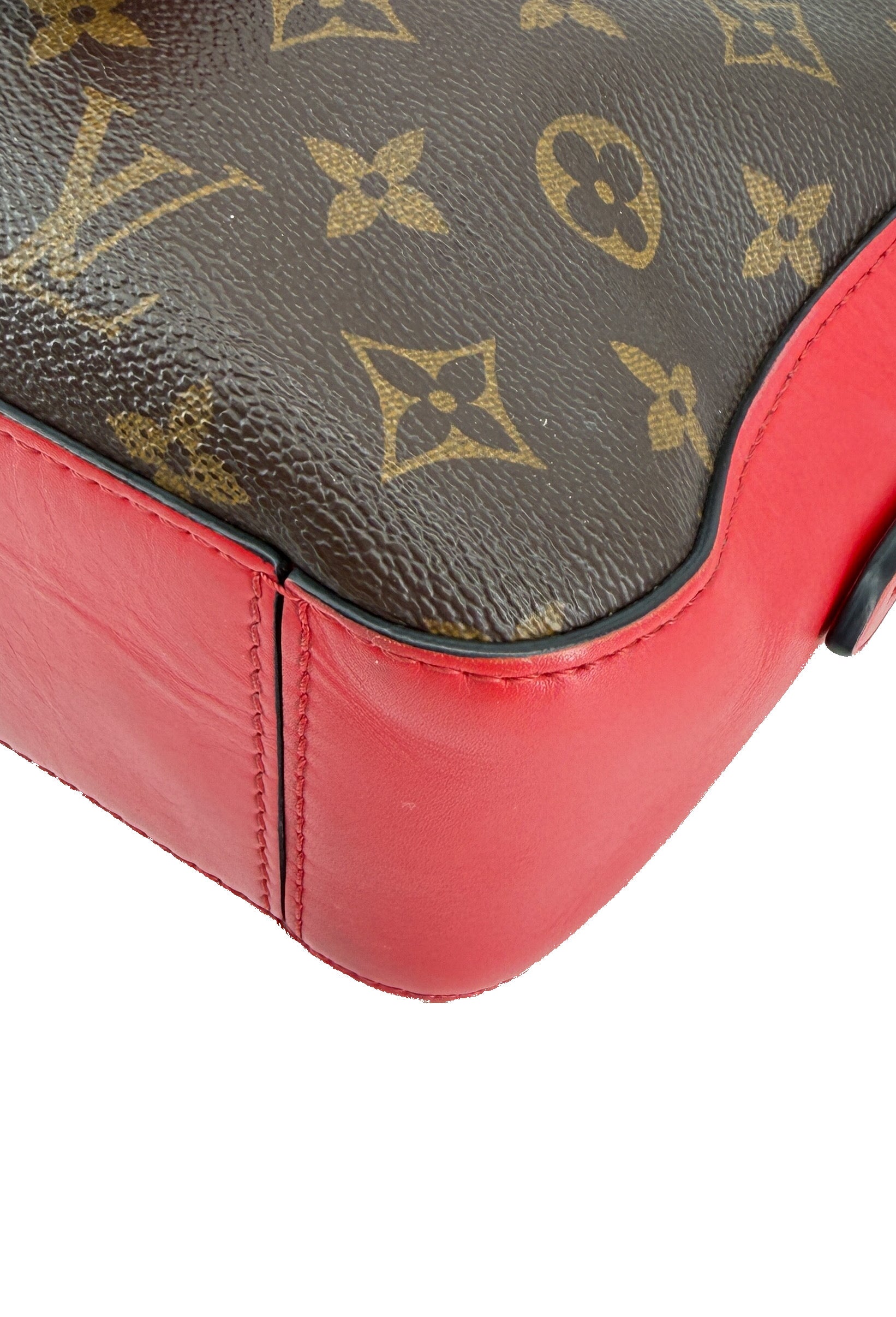 Louis Vuitton monogram red Saintonge CA2188