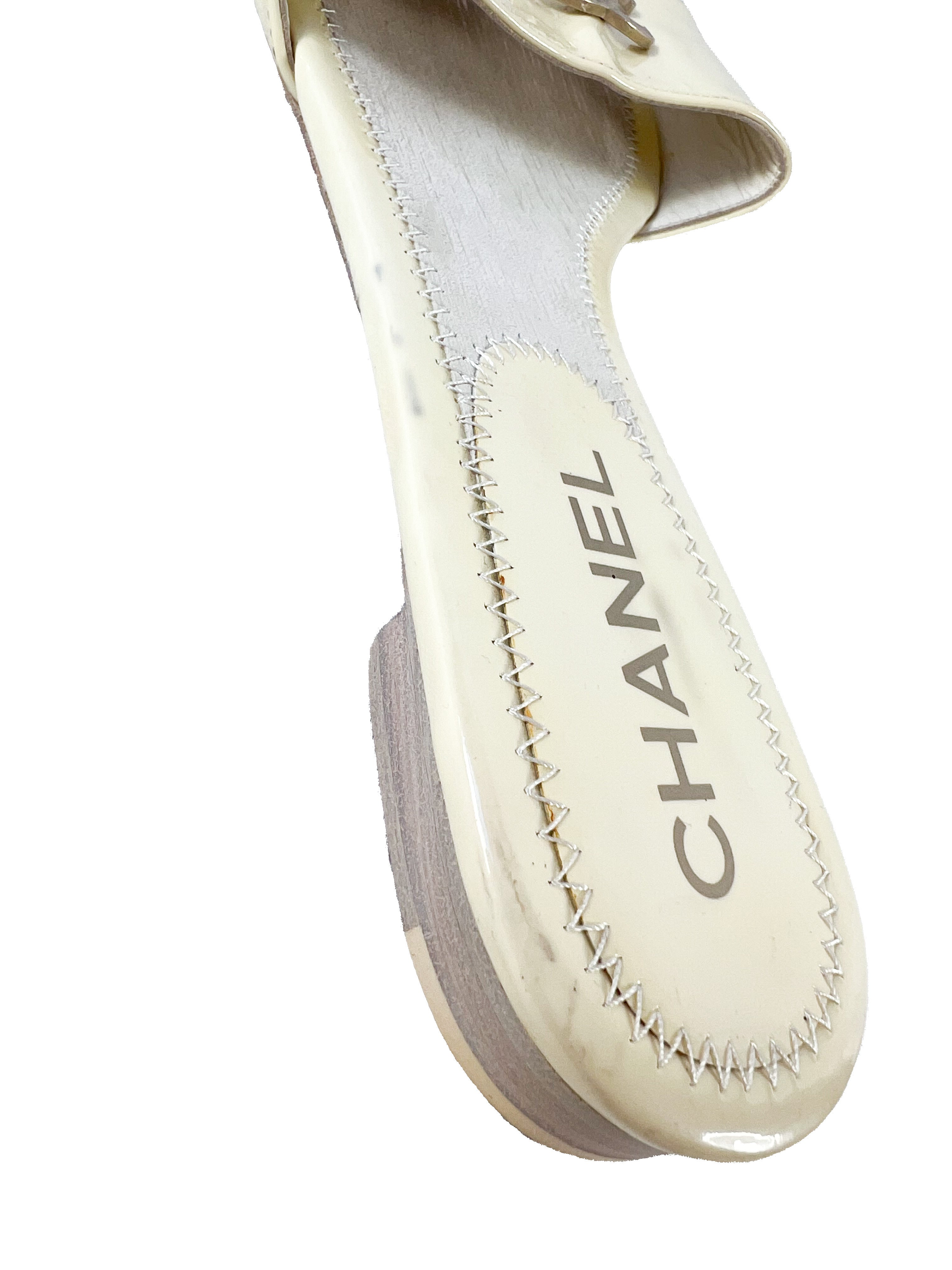 Chanel cream patent leather CC slides size 38.5 **as is**