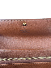 Louis Vuitton monogram Sarah wallet CT1014
