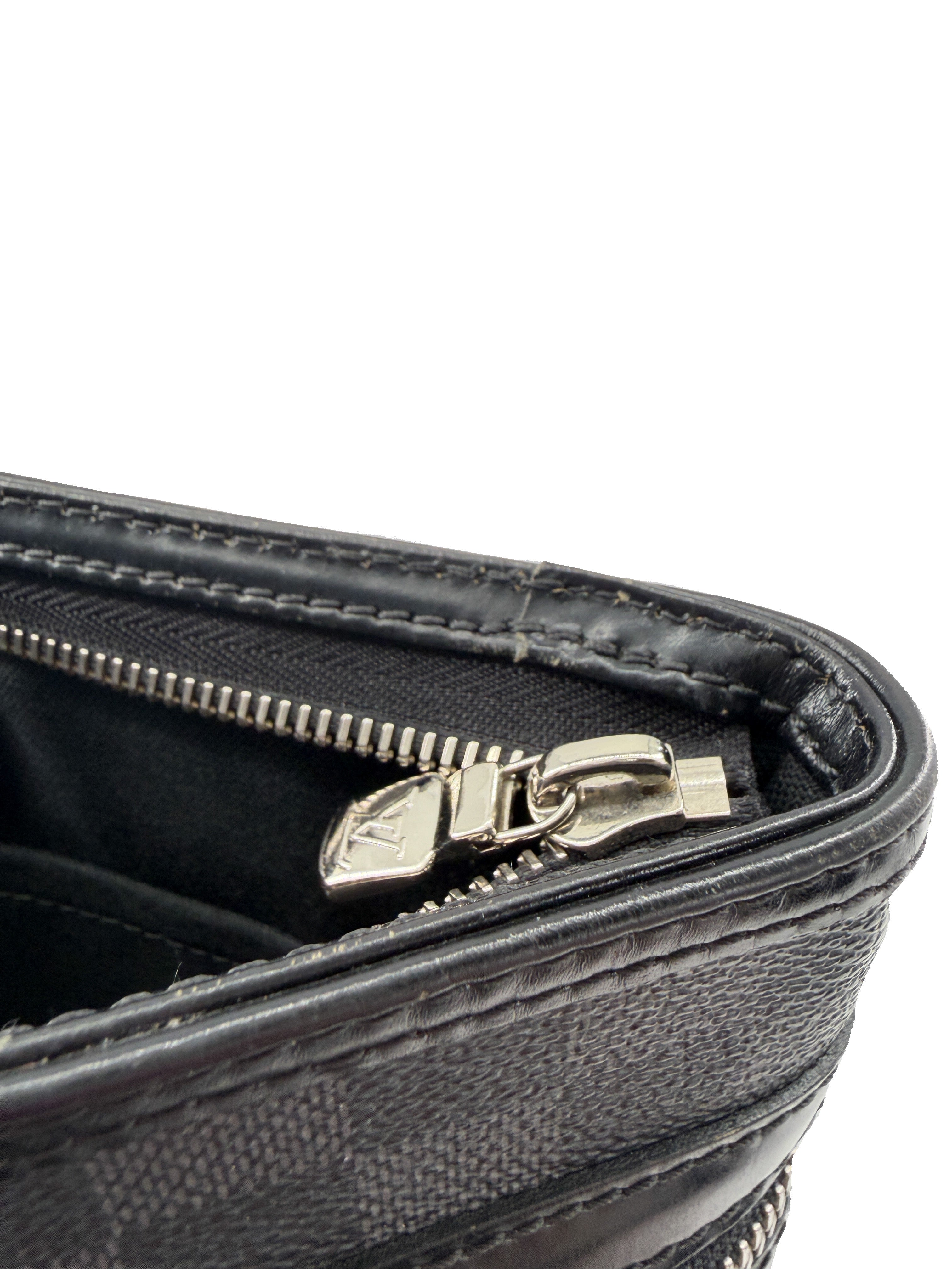 Louis Vuitton damier graphite Thomas crossbody VI2079