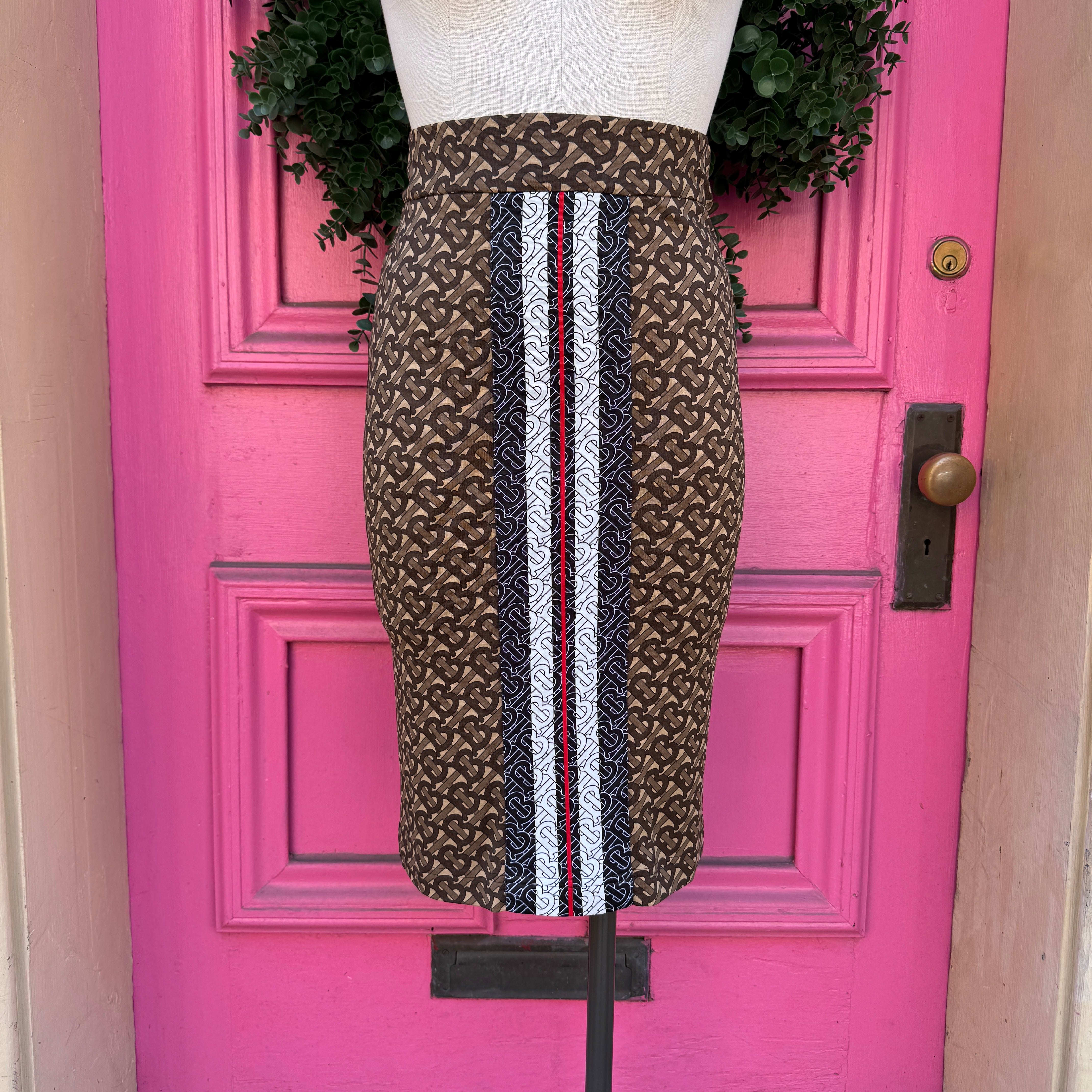 Burberry brown printed midi skirt size S