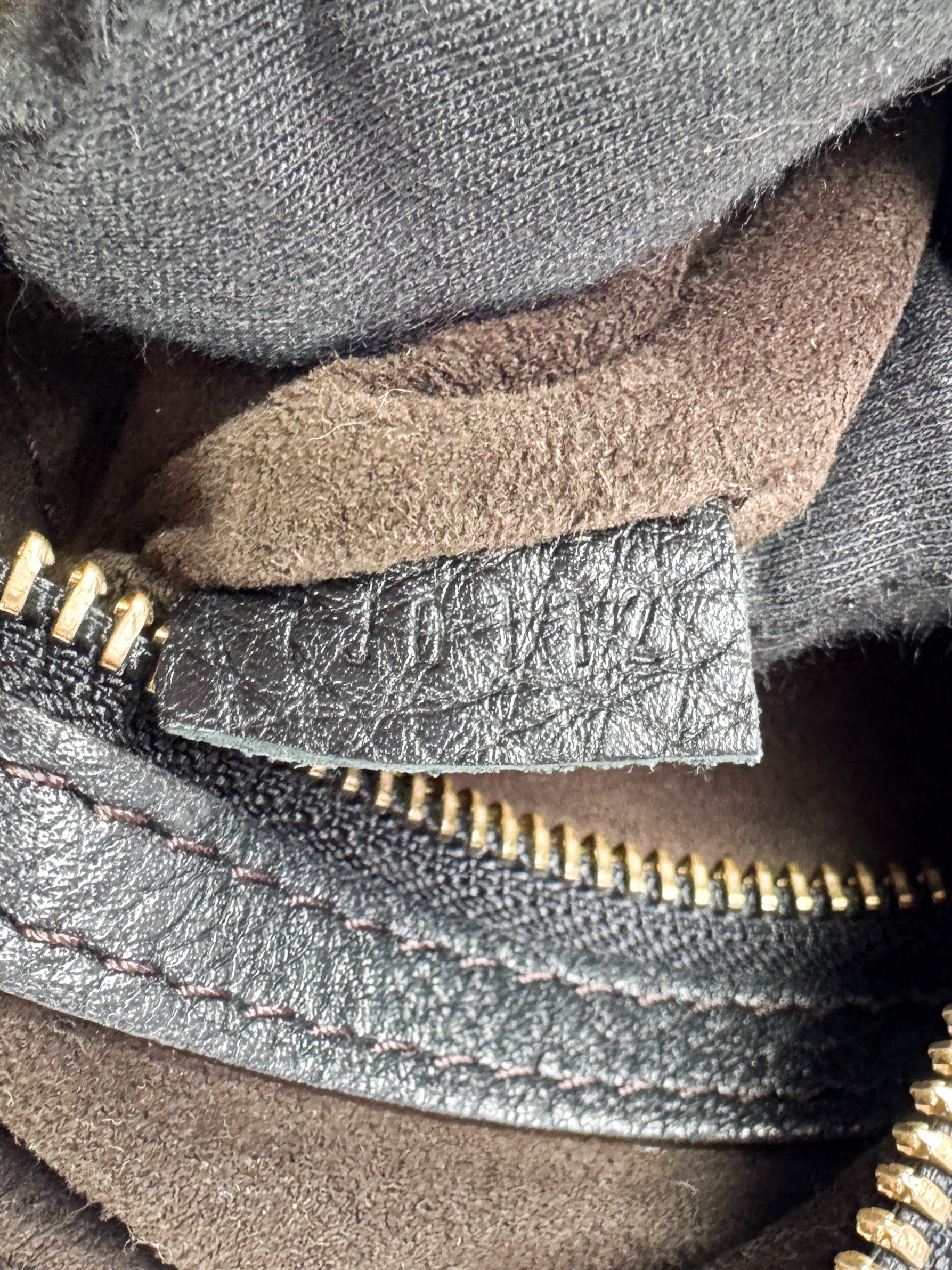 Louis Vuitton black/brown Mahina Selene PM TH0112