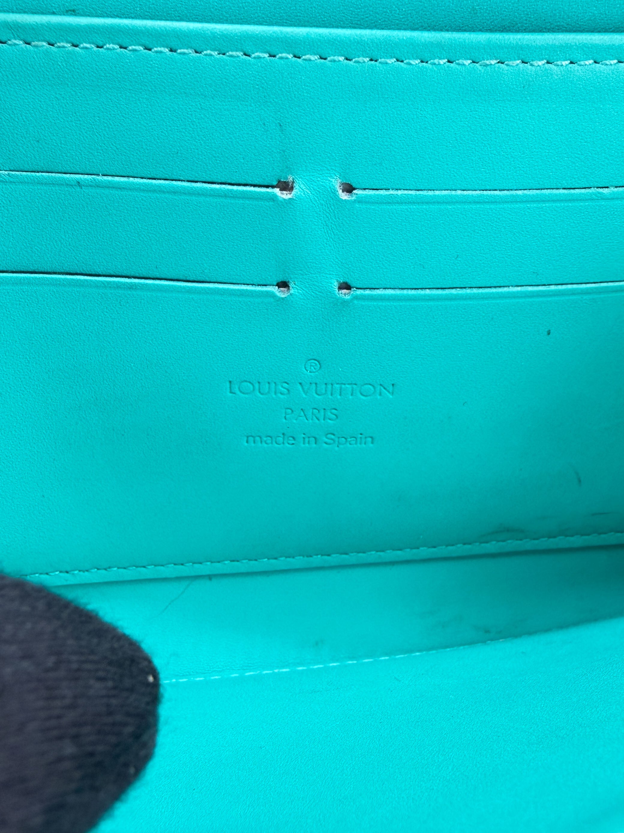 Louis Vuitton monogram vernis turquoise zippy wallet CA1122 *as is*