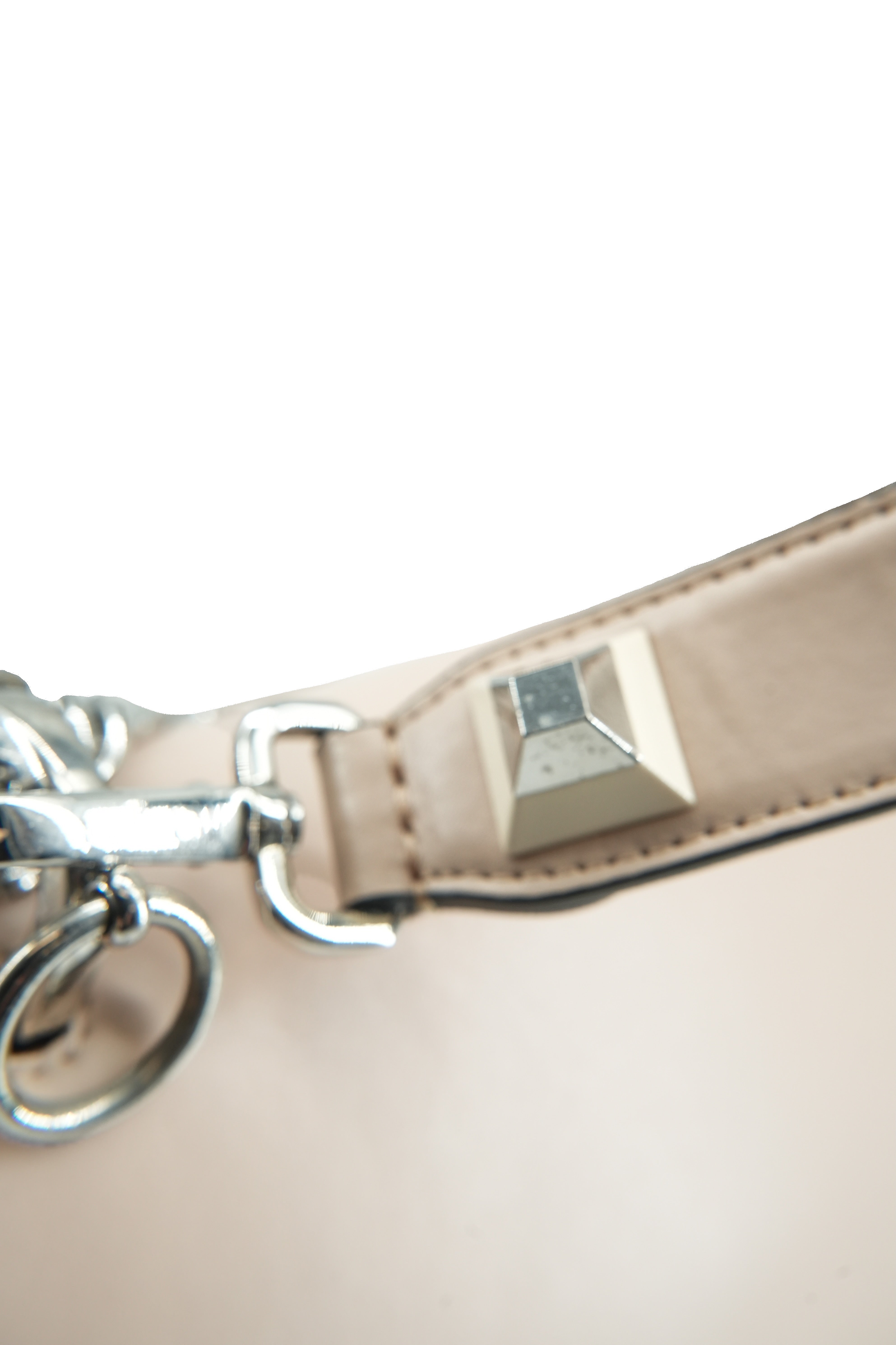 Fendi light pink Kan I scalloped shoulder bag 8762