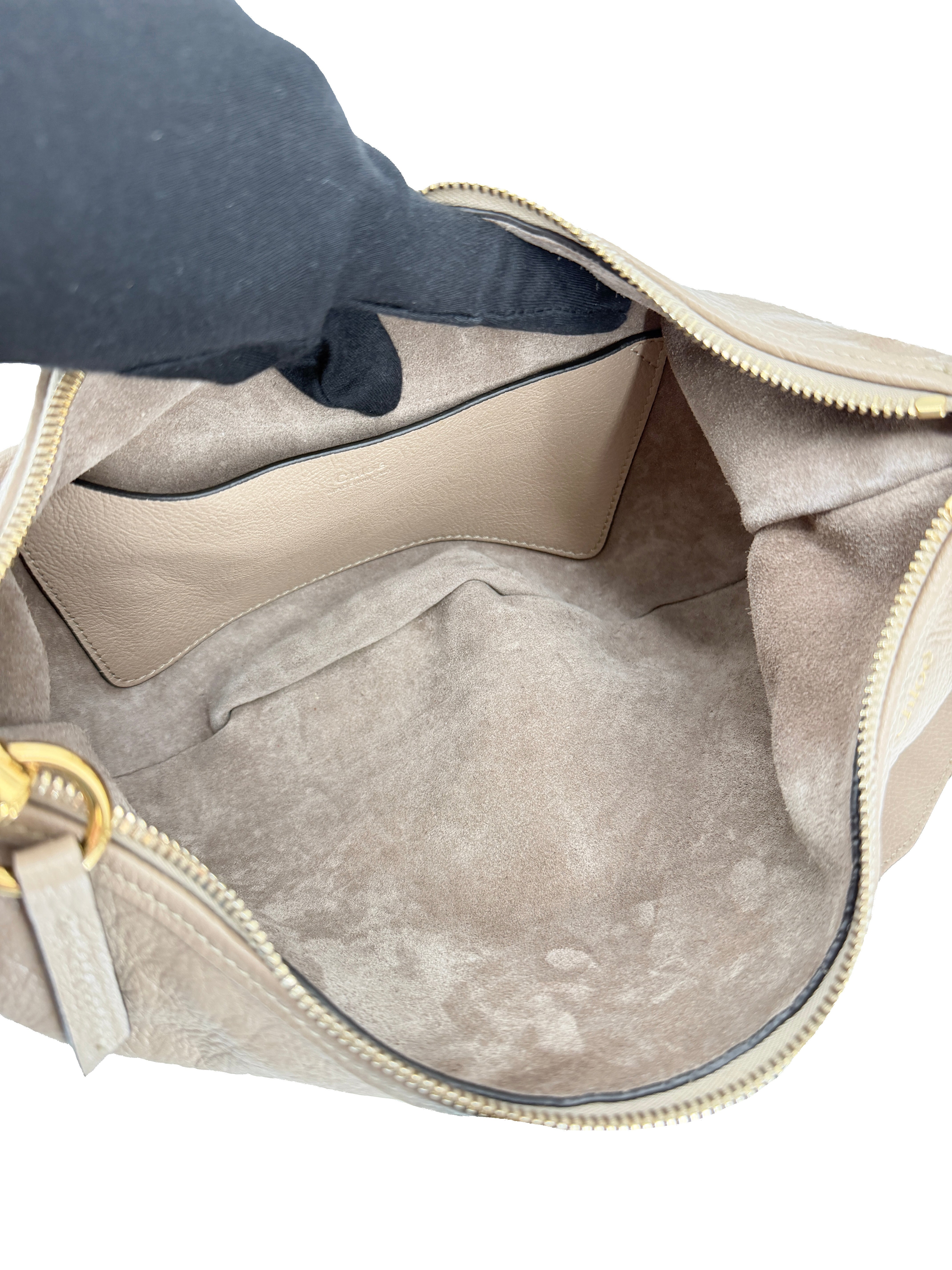 Chloé taupe leather small bracelet bag F0TNV8