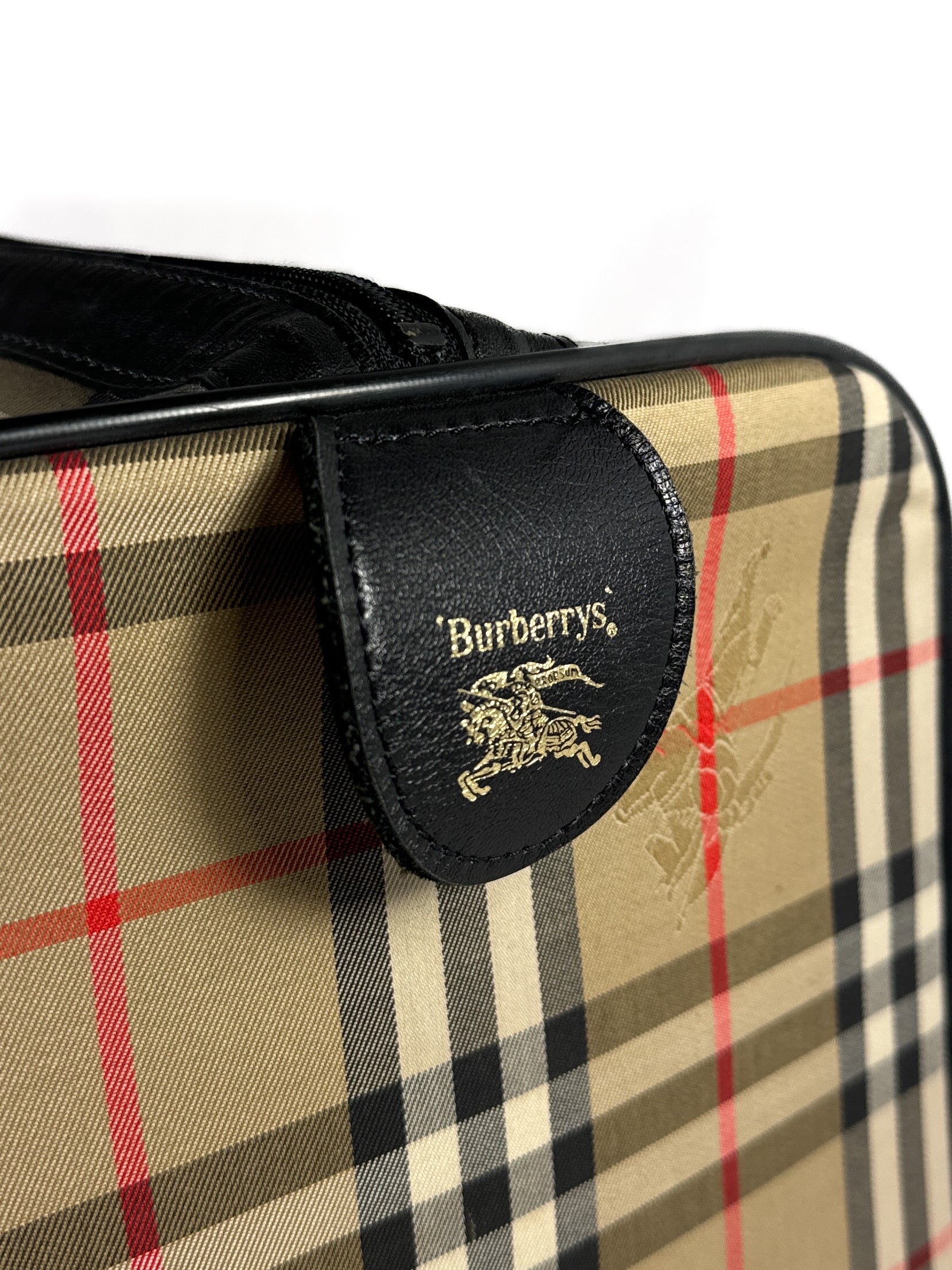 Burberrys vintage nova check travel bag **as is**