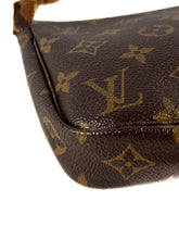 Louis Vuitton monogram vintage pochette BJ1011