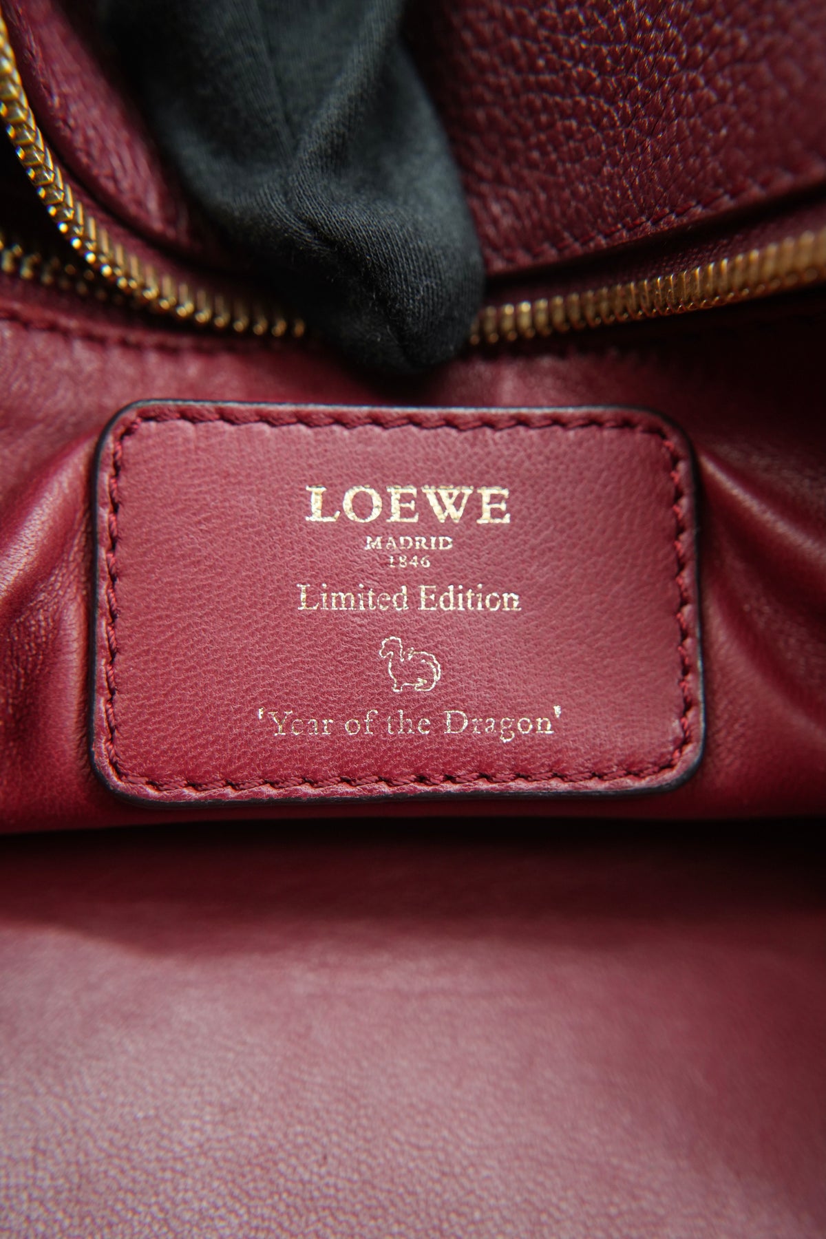 Loewe dark red Amazona 36 year of the dragon 08 11 10