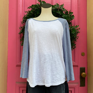 Vineyard Vines blue white long sleeve top size XL