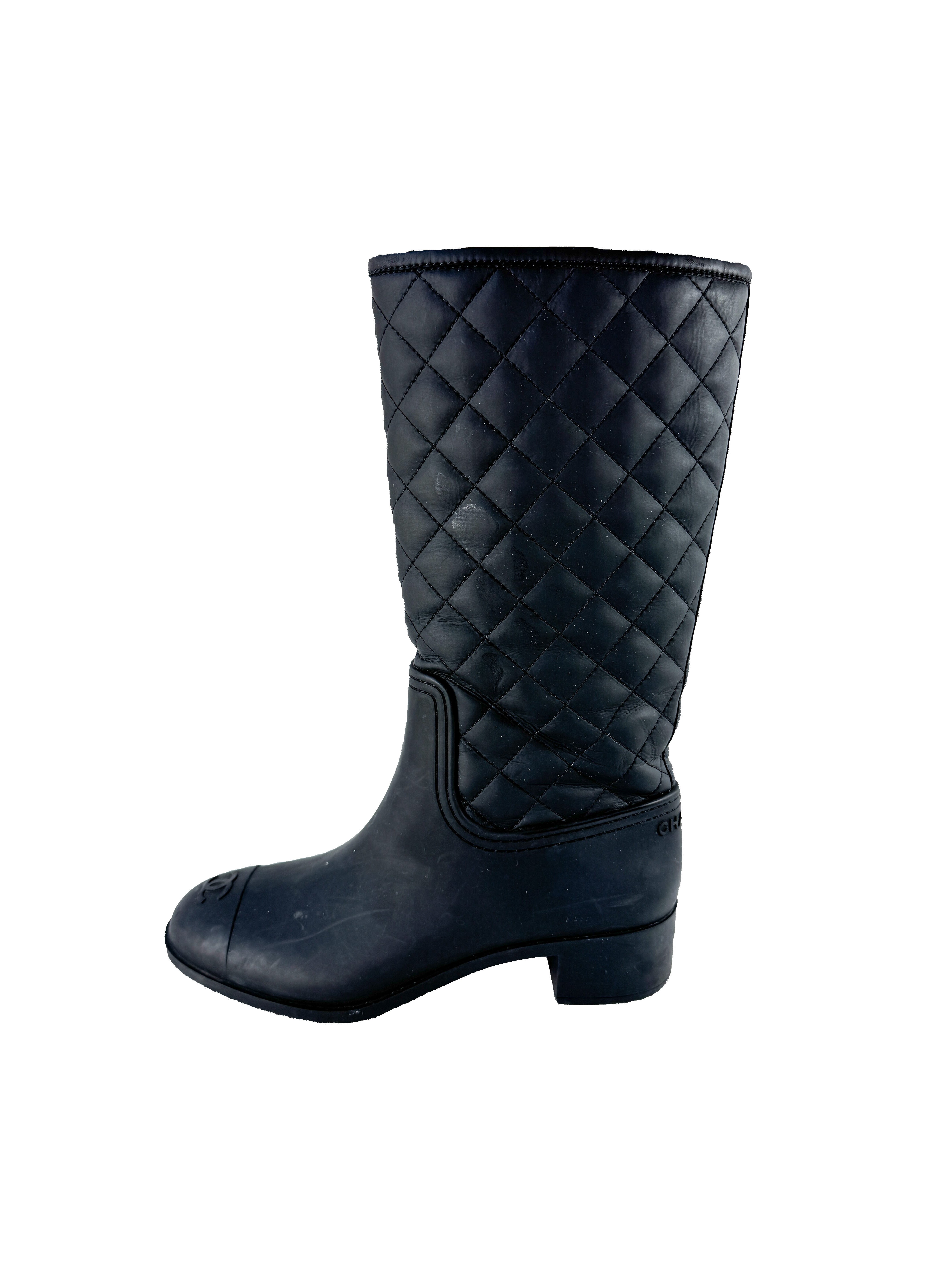 Chanel black quilted rain boots size 39 *as is*