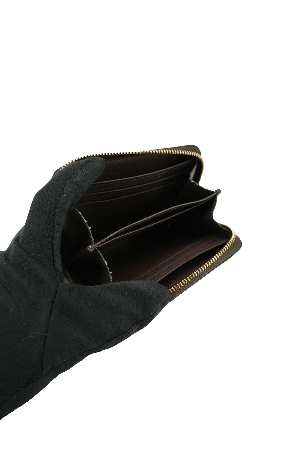 Louis Vuitton damier ebene zippy coin wallet NFC