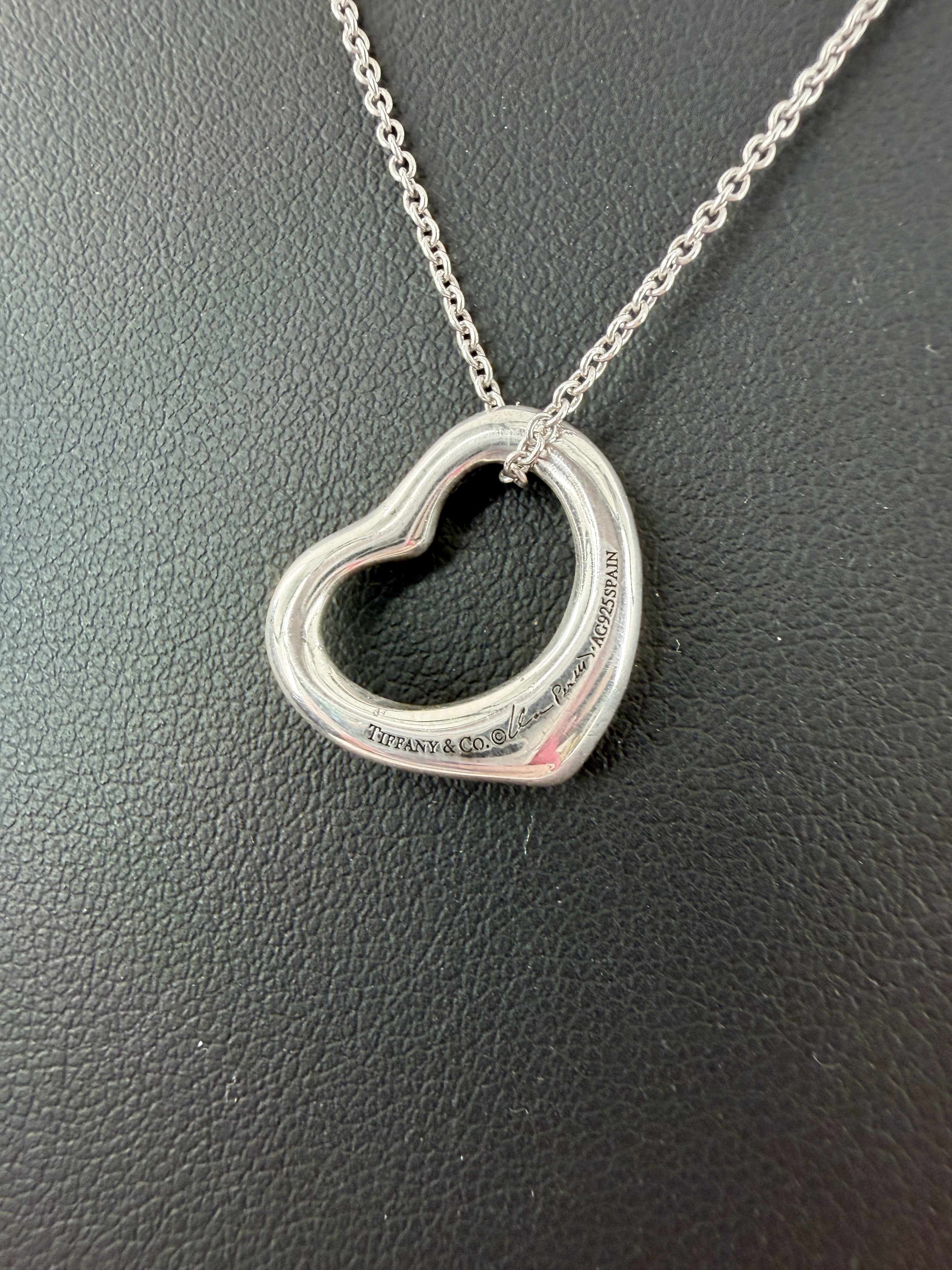 Tiffany & Co Elsa Peretti sterling silver open heart necklace