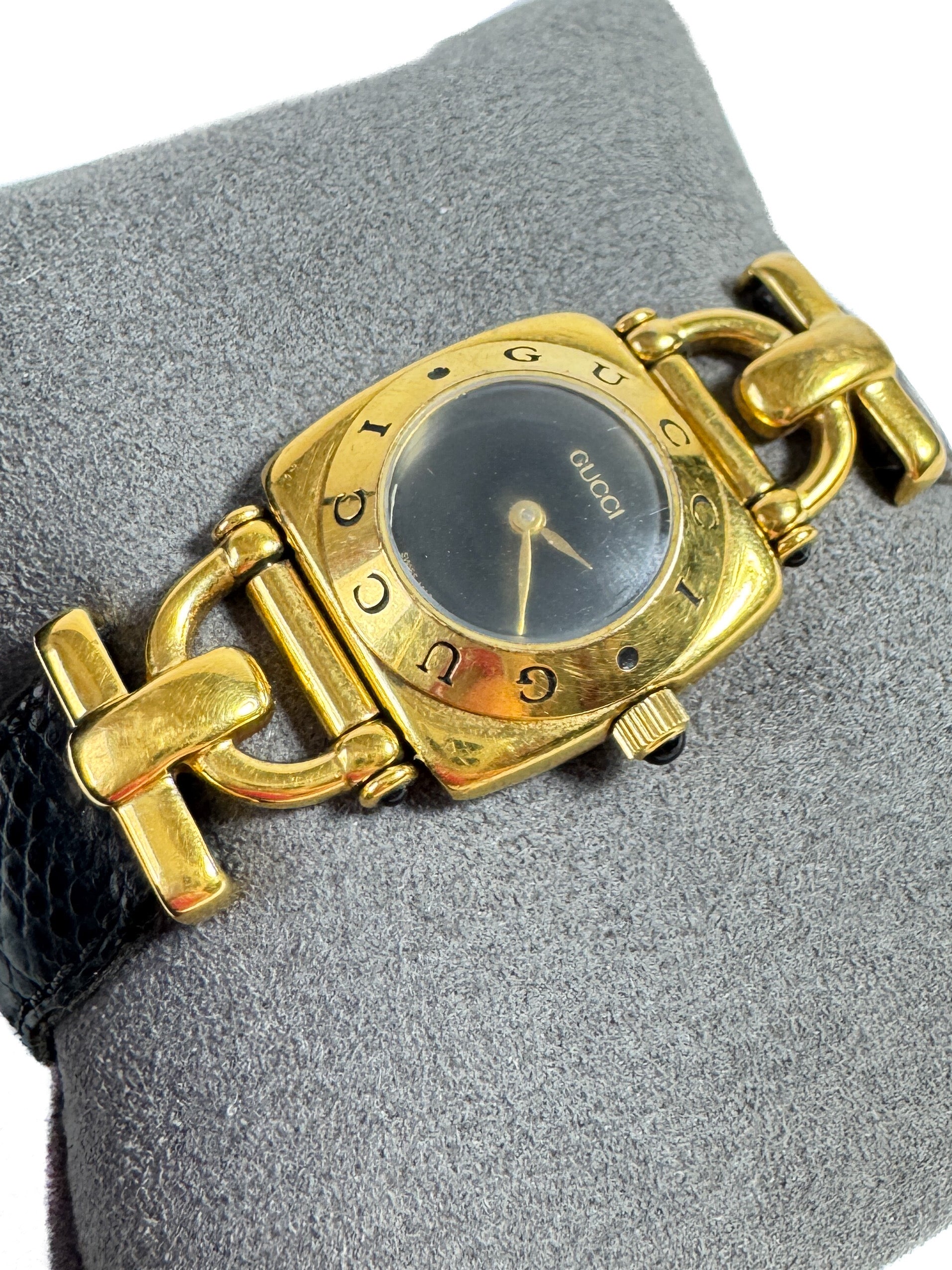 Gucci vintage gold tone watch 6300L *as is*