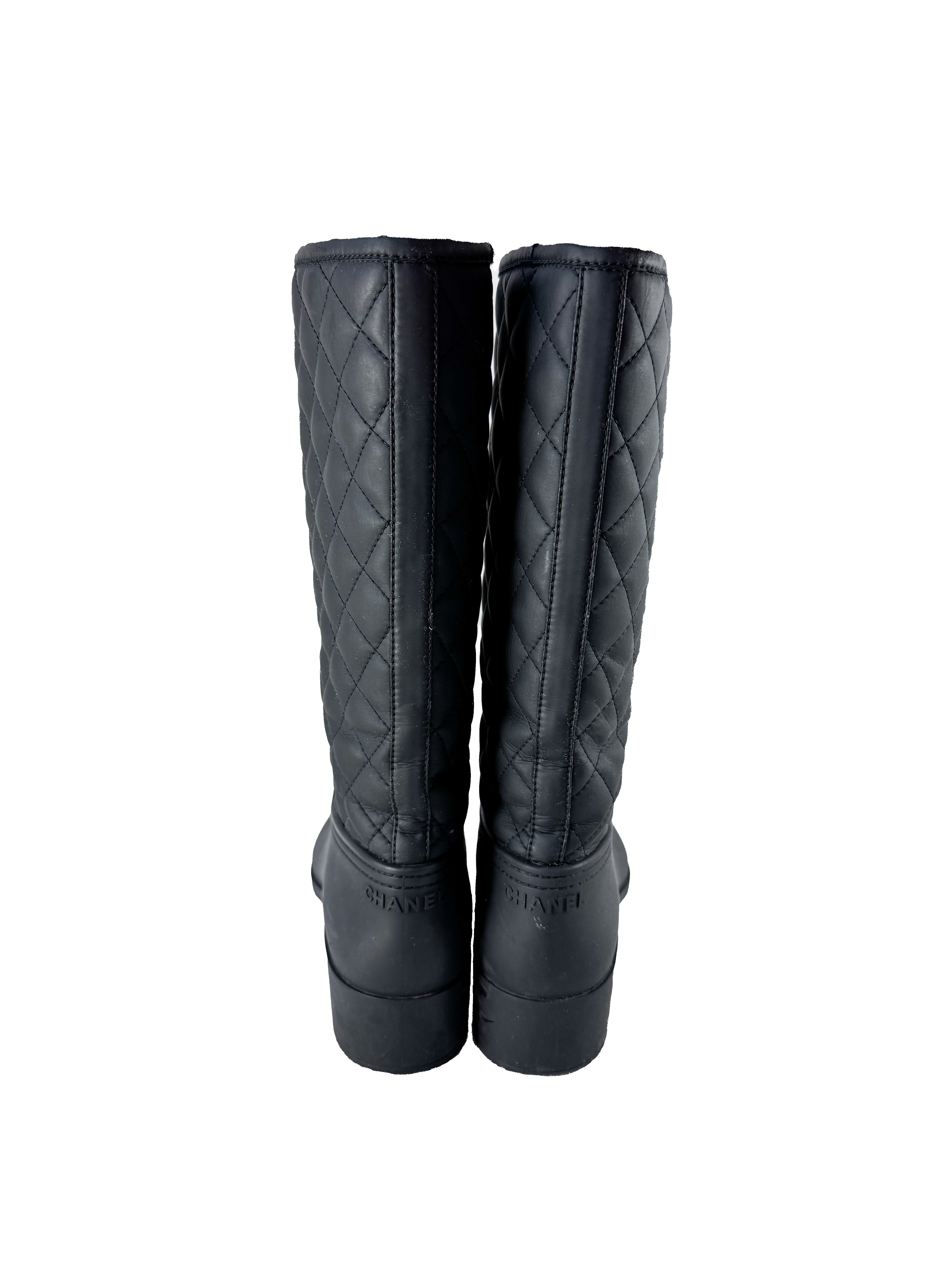 Chanel black quilted rain boots size 39 *as is*