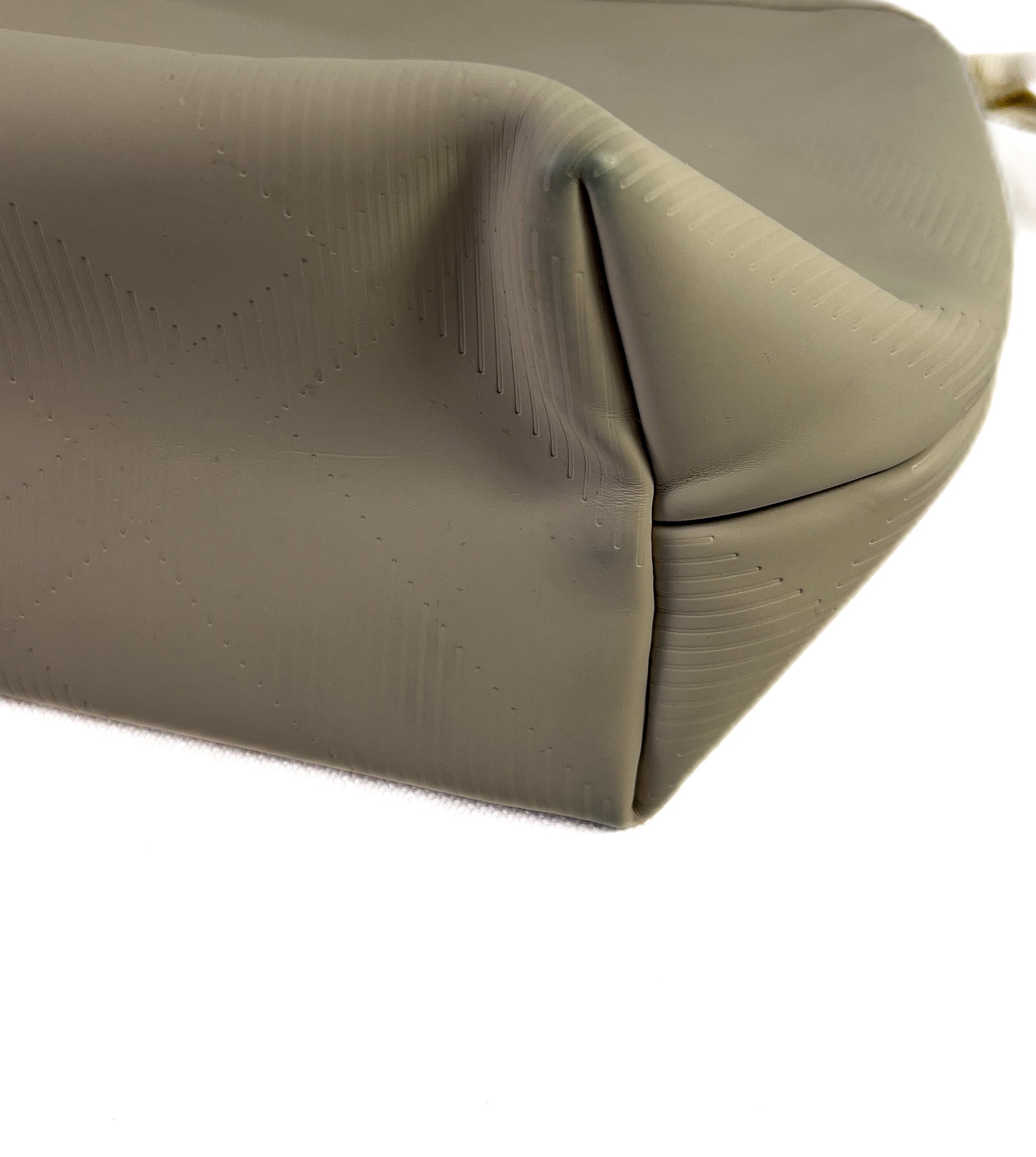 Burberry gray/beige zip pouch