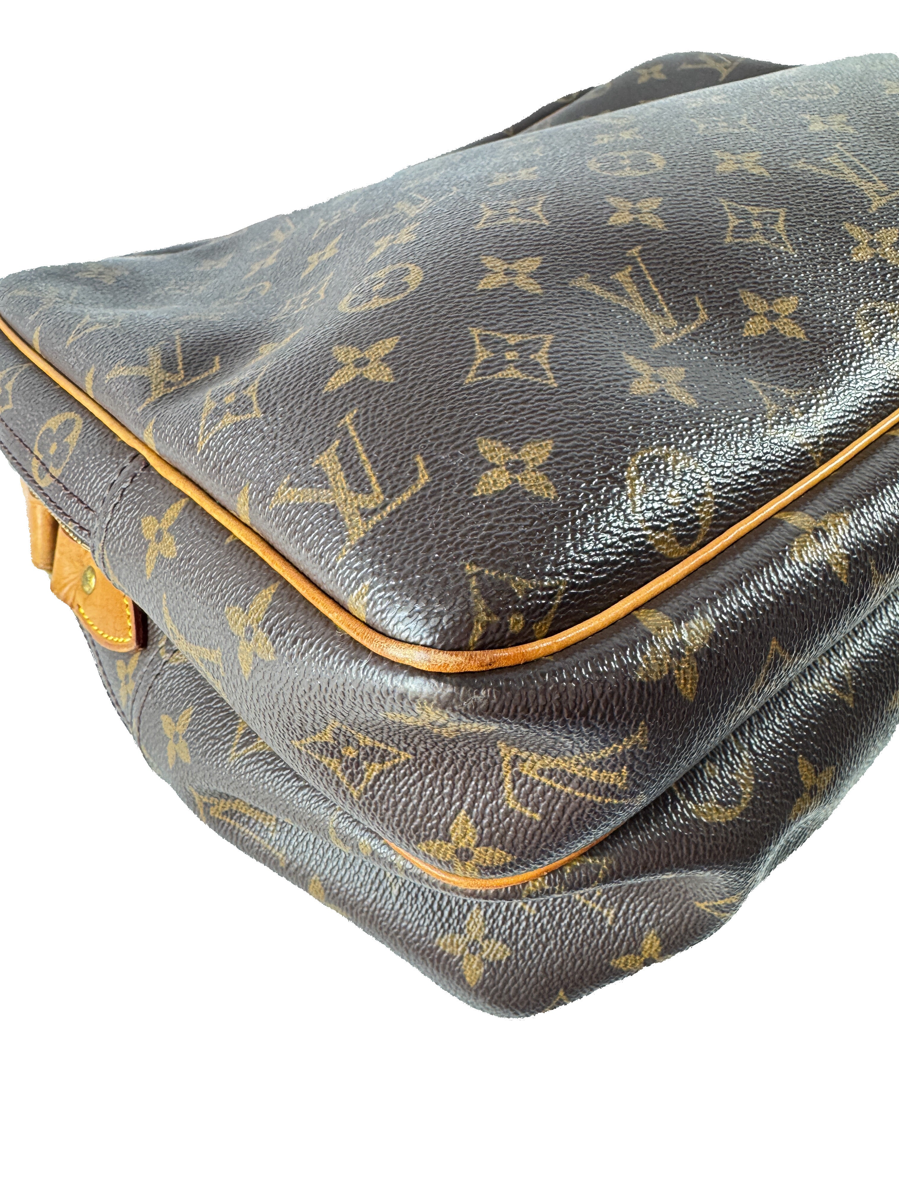Louis Vuitton monogram reporter GM SP1909