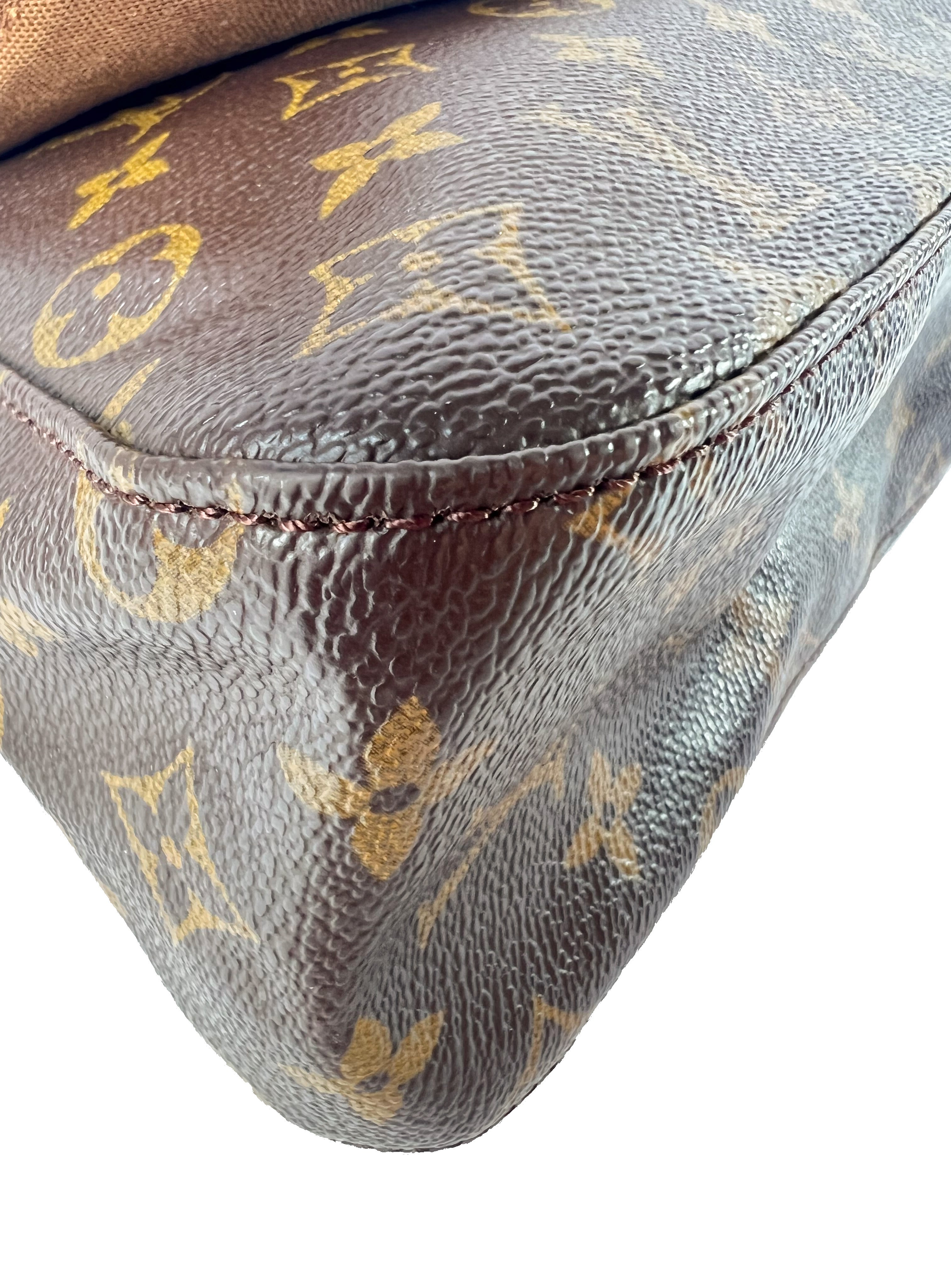 Louis Vuitton monogram mini Looping MI0061