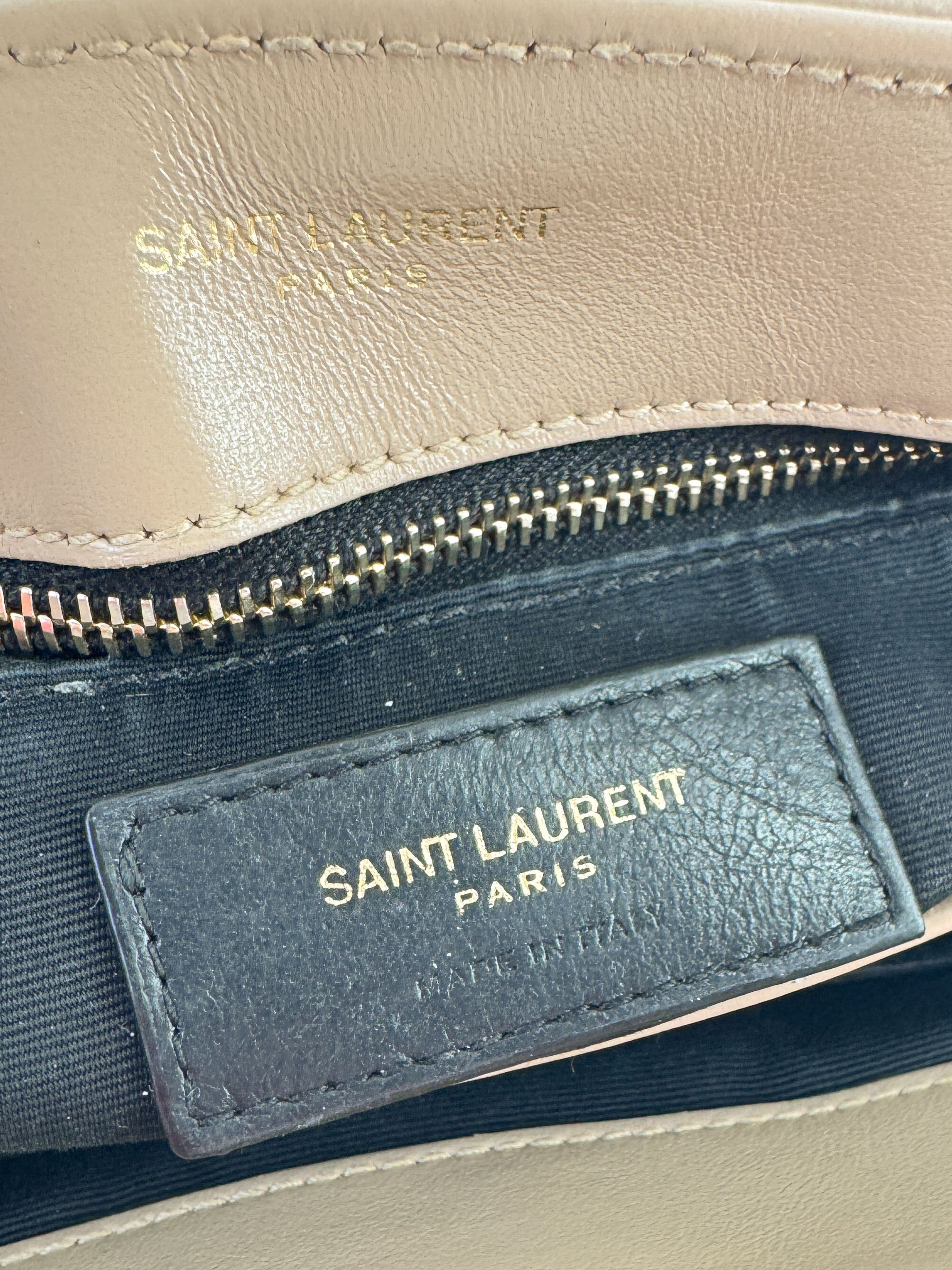Saint Laurent beige toy Loulou GUE678401-1021