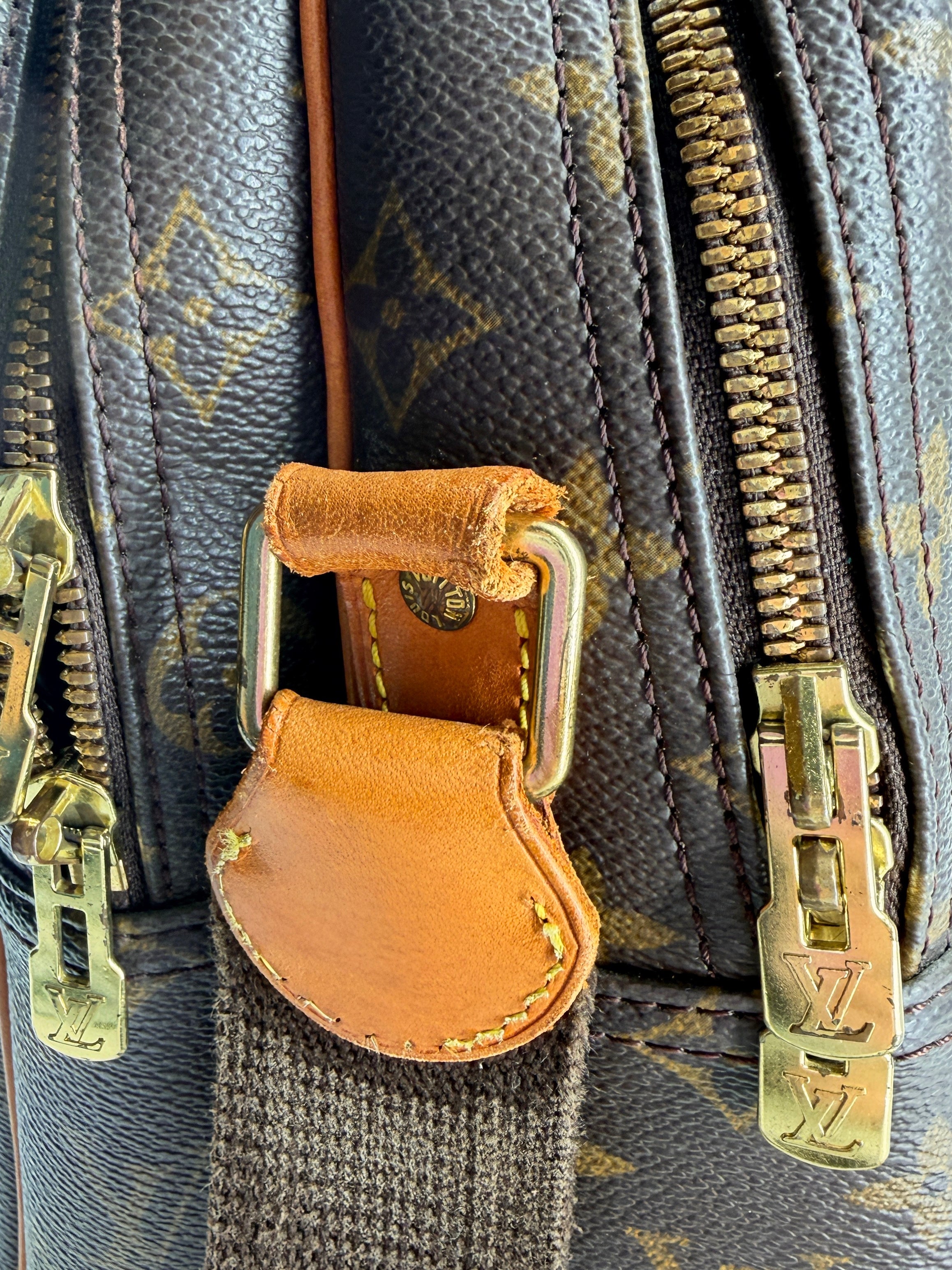 Louis Vuitton monogram Reporter GM SP0040
