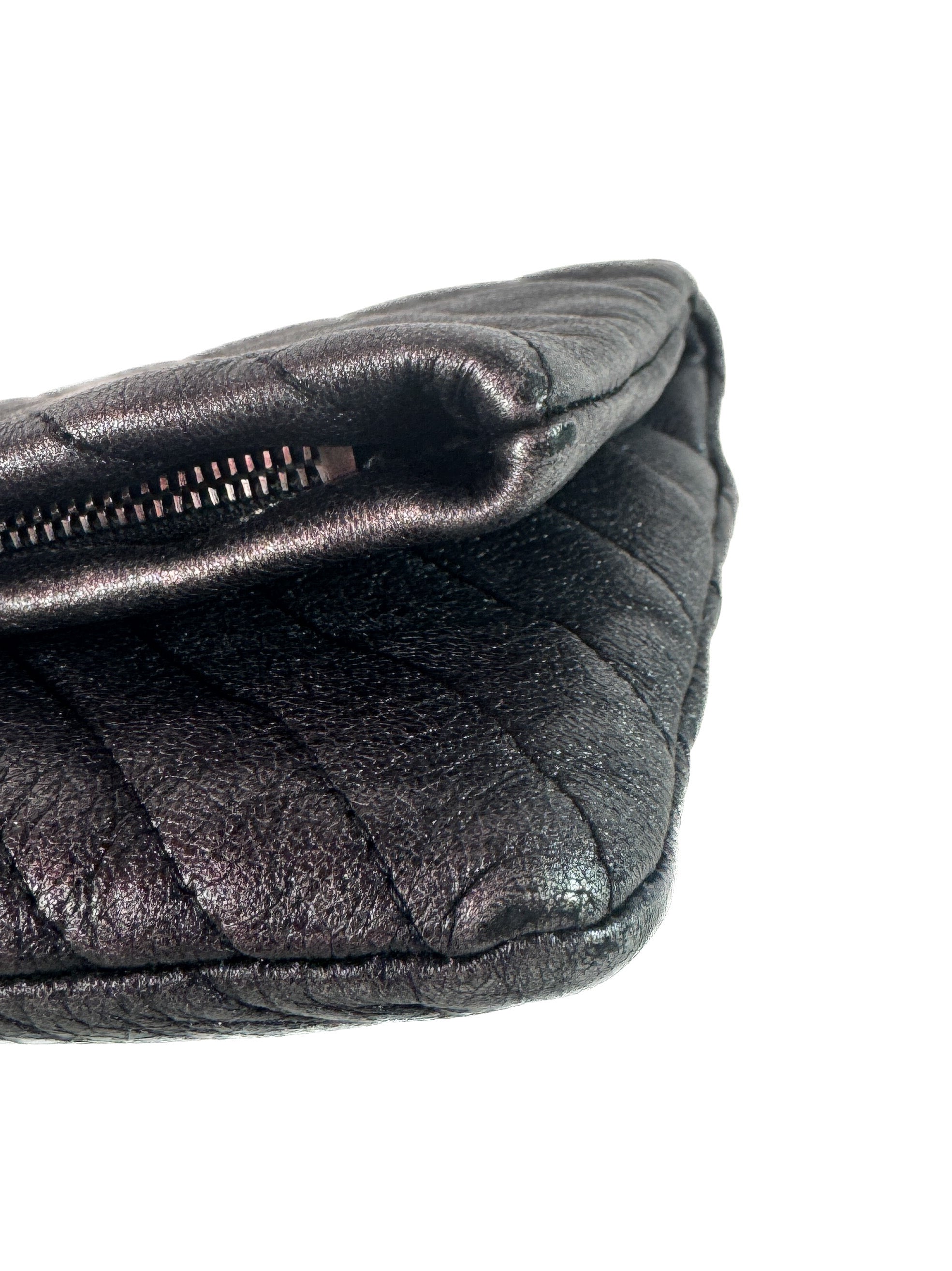 Chanel pewter chevron CC beauty clutch 21254464