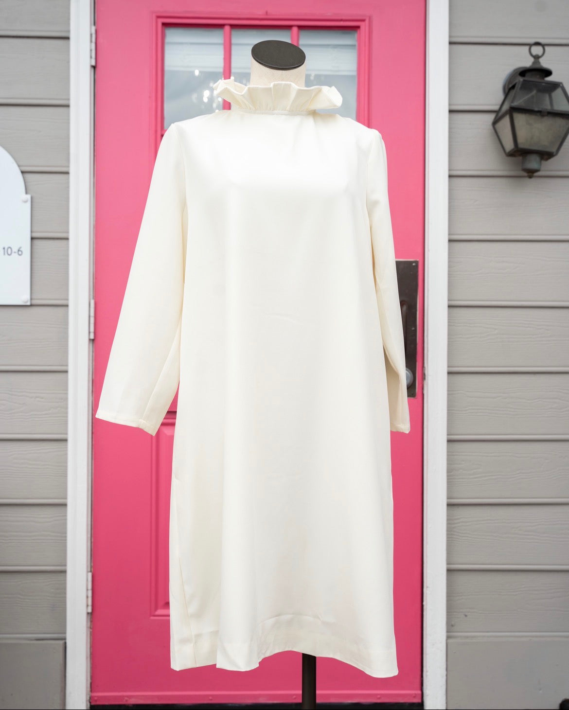 Tuckernuck cream LS dress size XL NWT