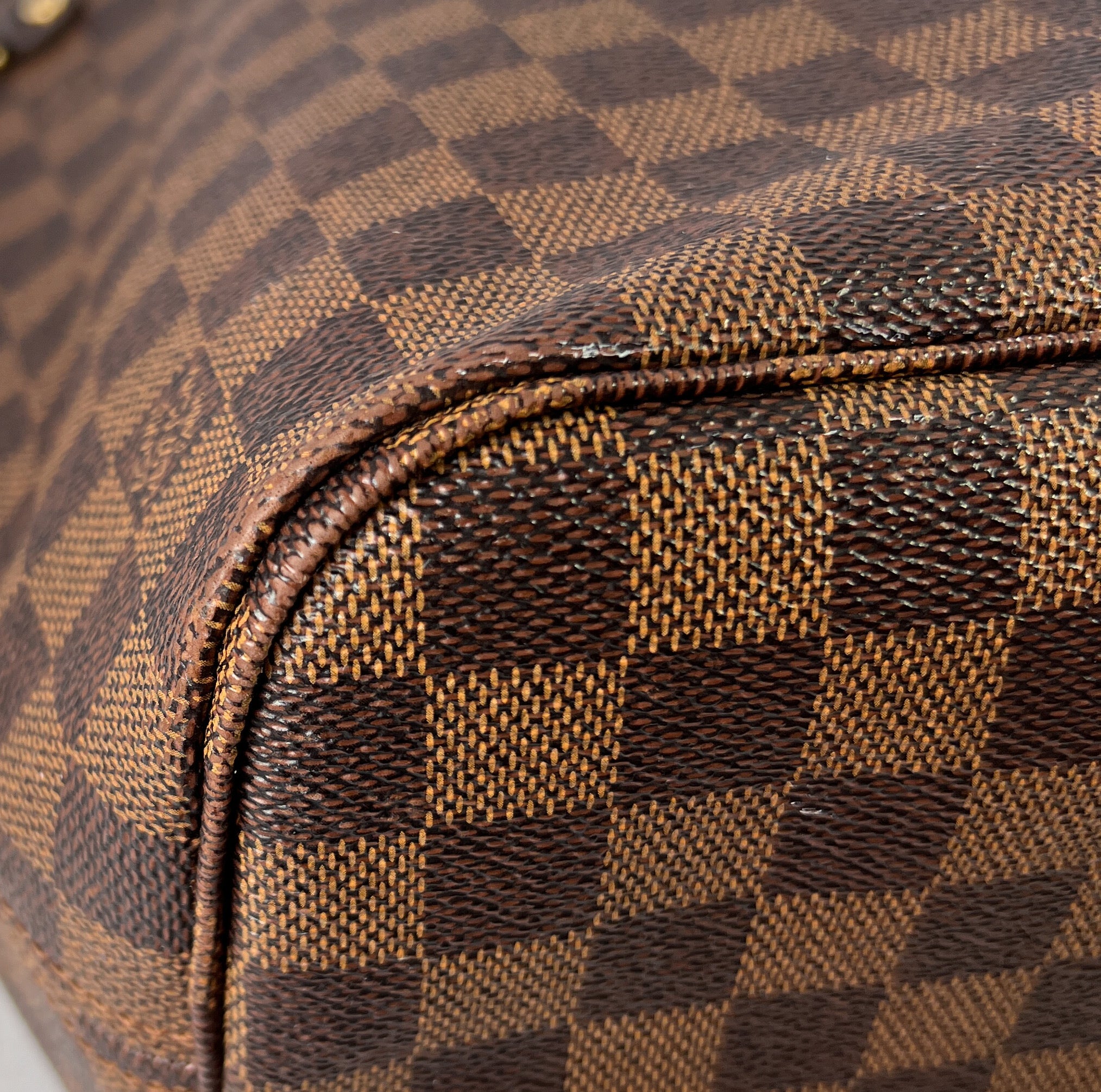 Louis Vuitton damier ebene neverfull MM light pink interior